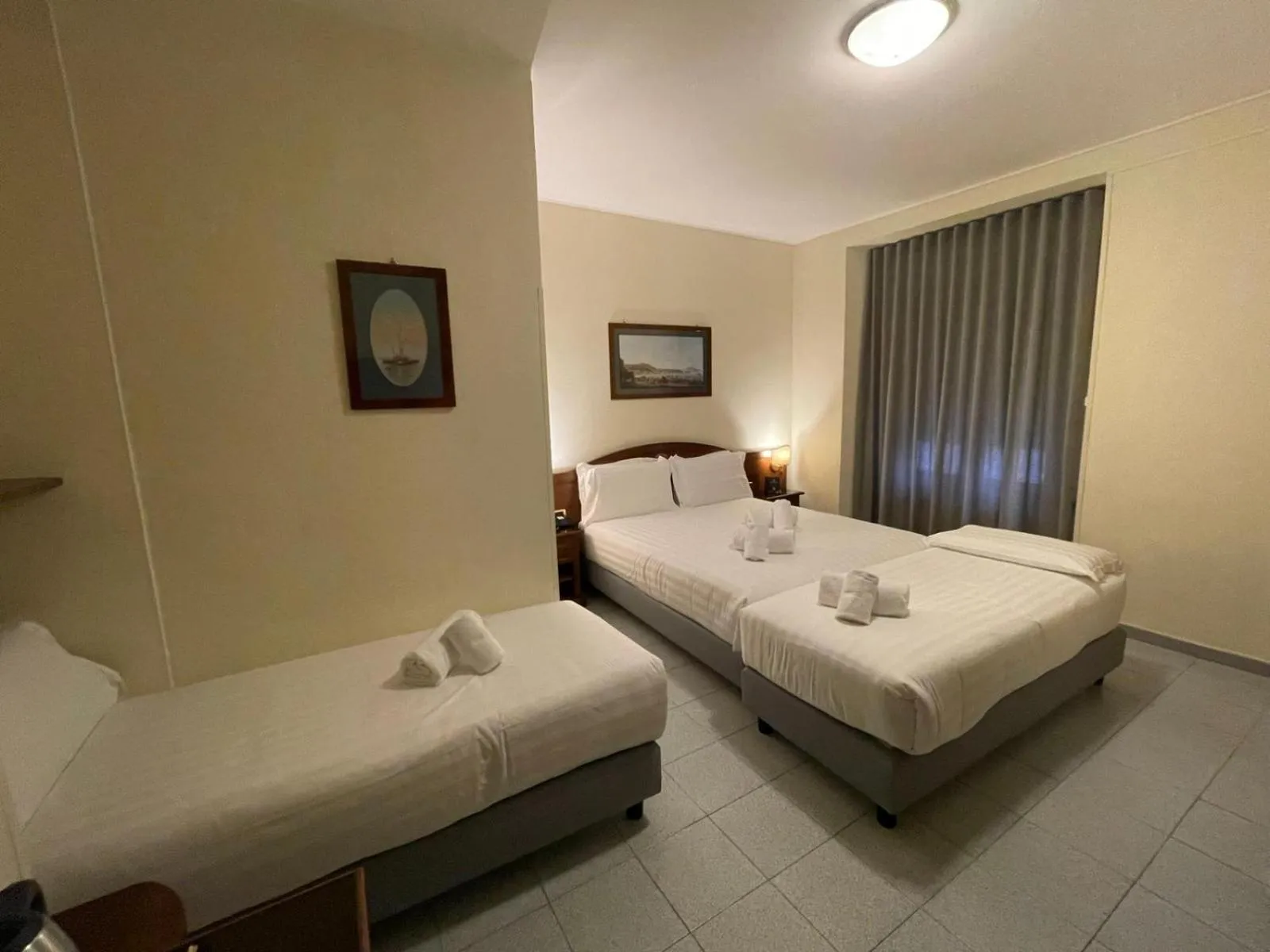 Quadruple Room in Hotel Pavone