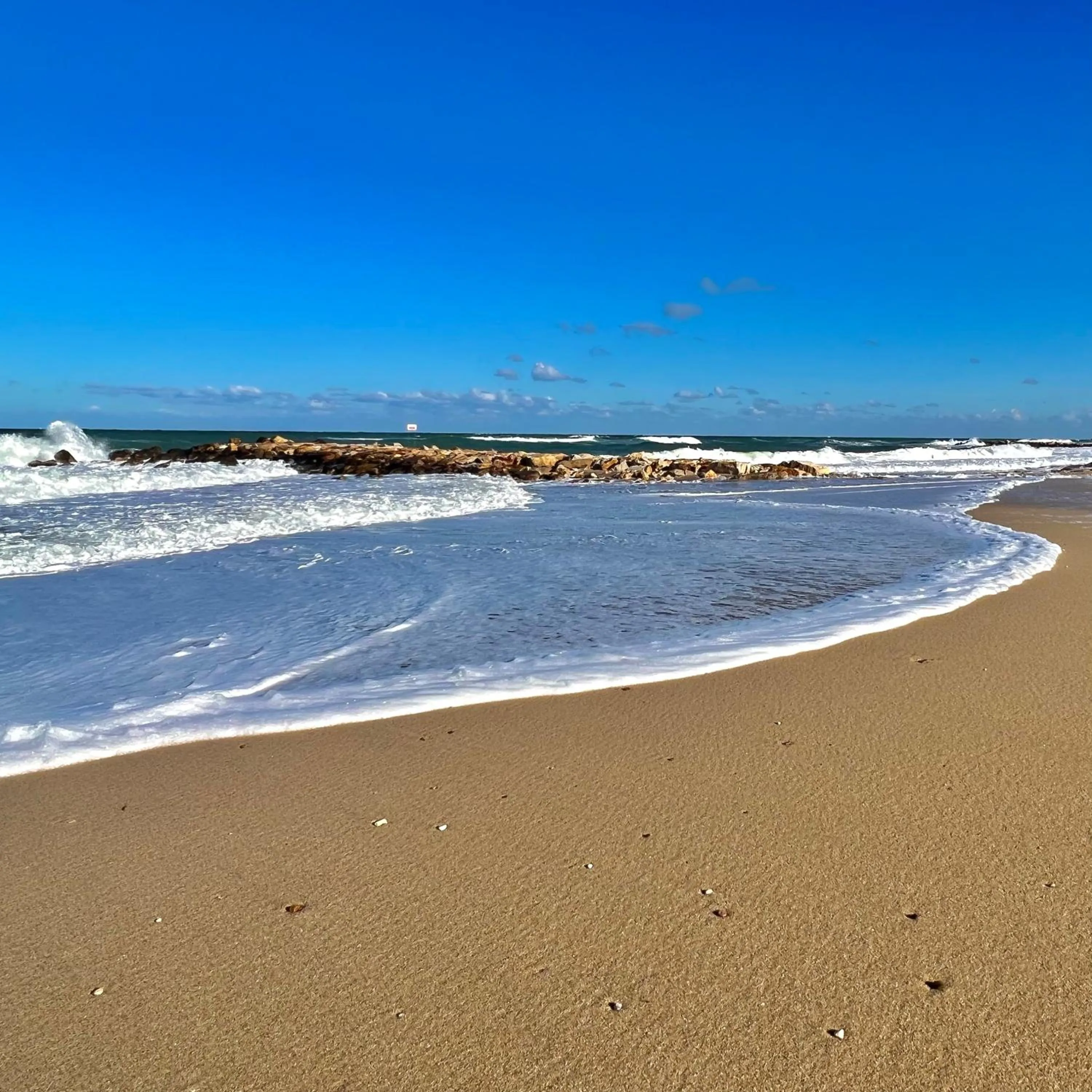 Suite with Sea View in MQ Hotel Suites & SPA