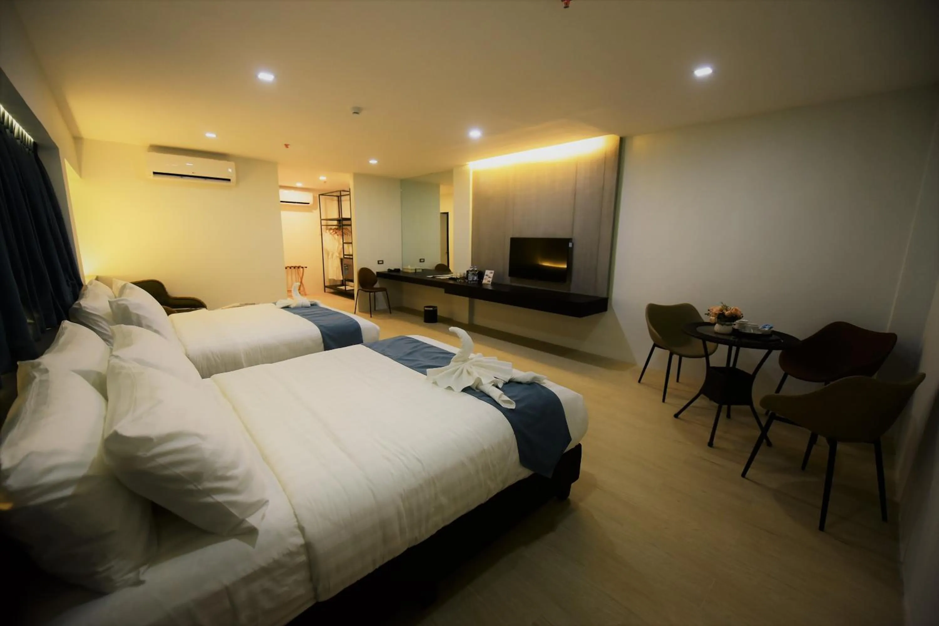 Deluxe Family Room in The First Islatel