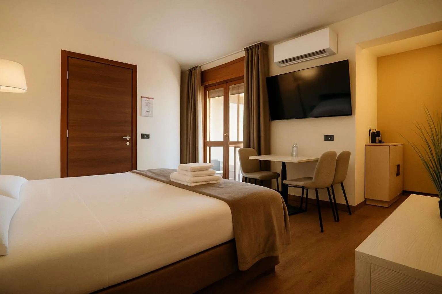 Deluxe Suite in Hotel Gardenia Sirmione