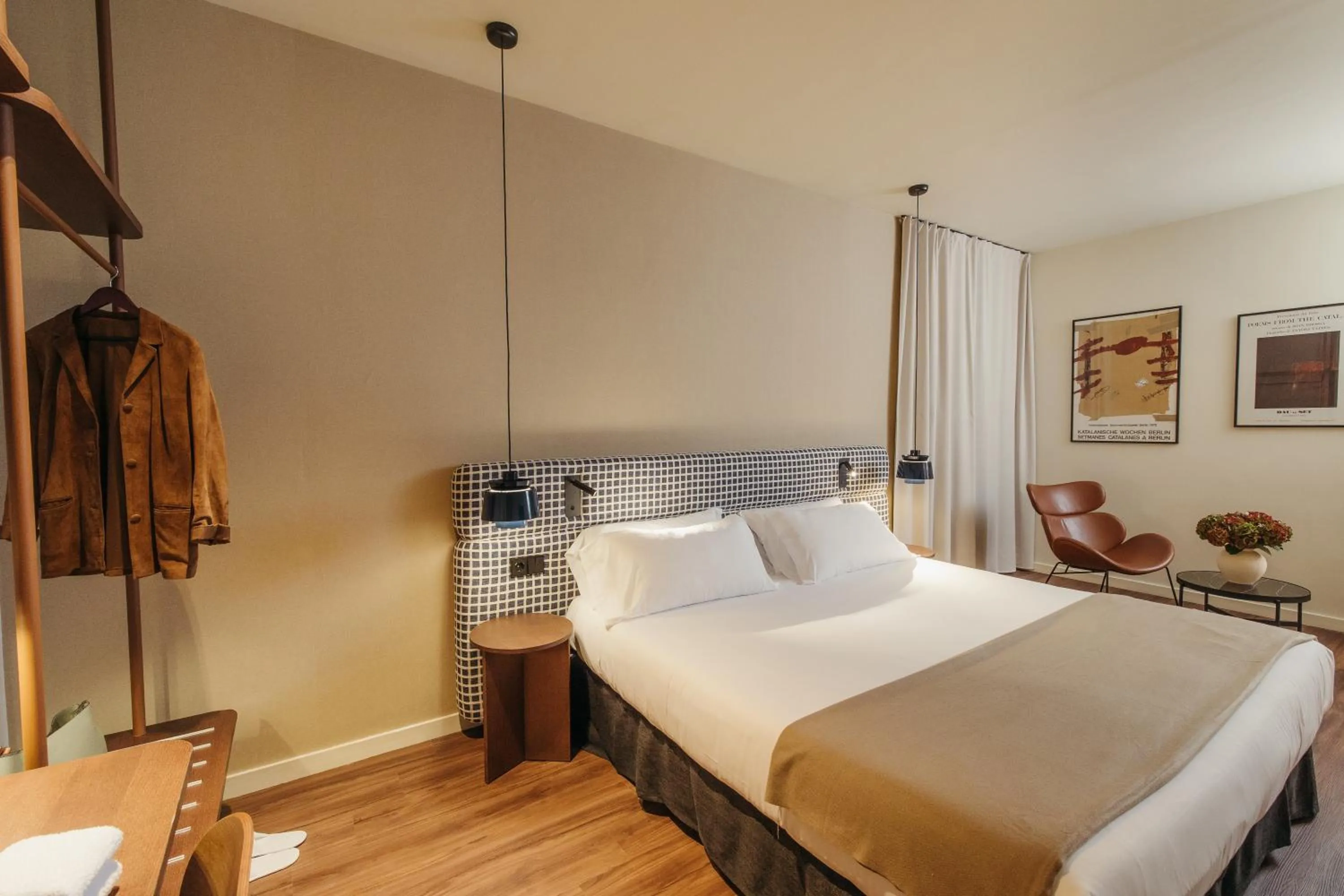 Executive King Suite with Free Parking in H Regas Adults Only