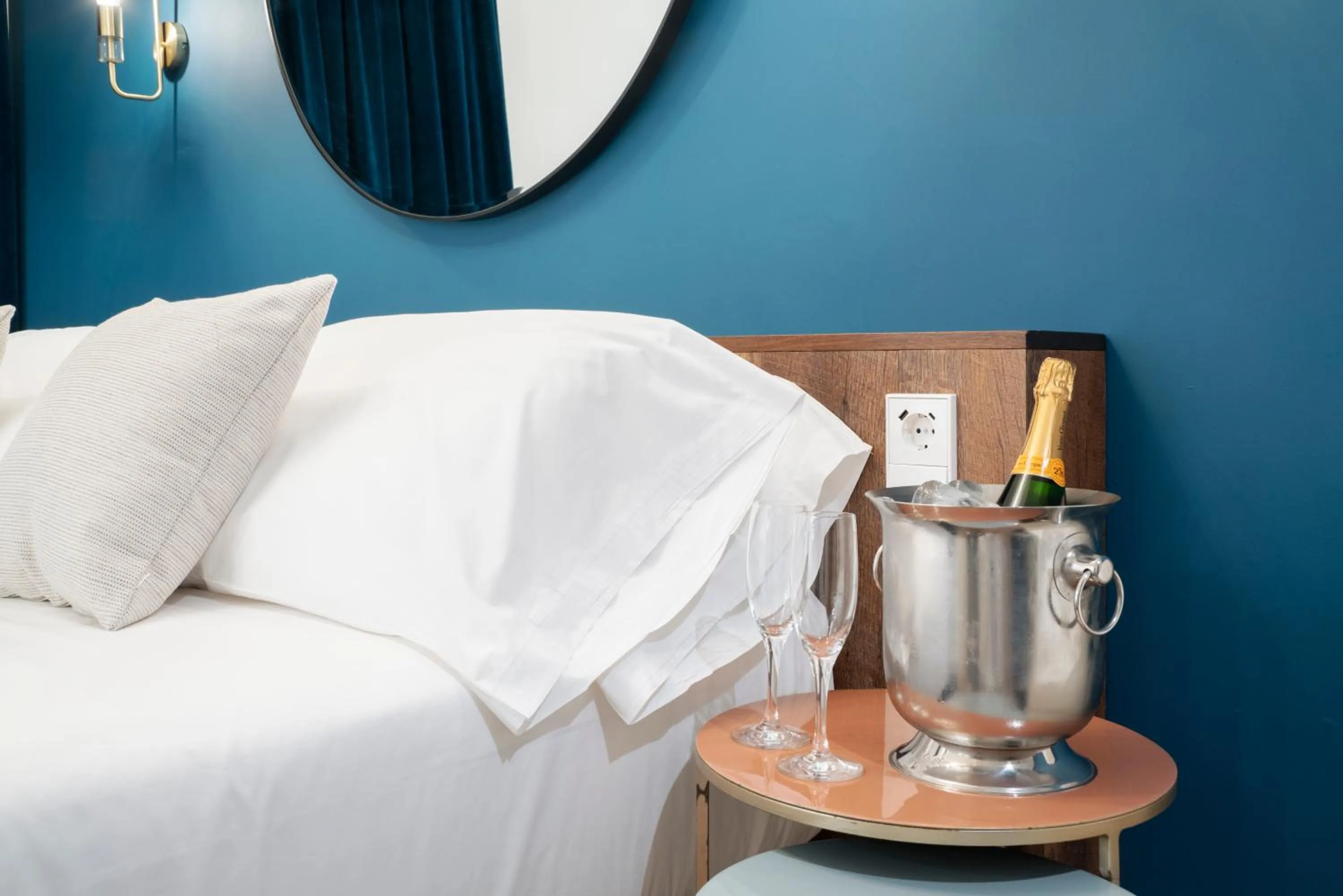 Superior King Room with Free Parking in H Regas Adults Only