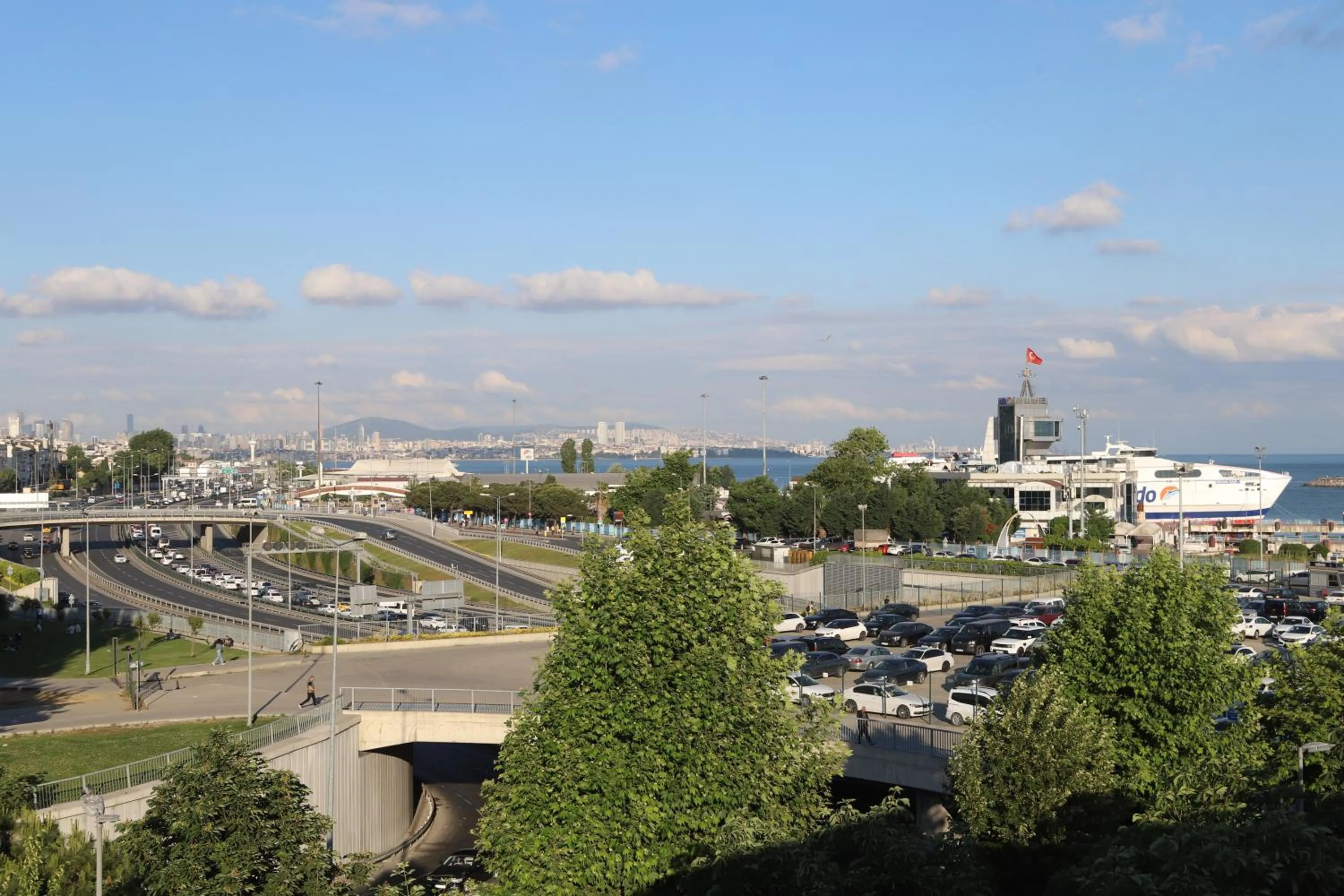 Triple Room with Bathroom in AVRASYAQUEEN HOTEL