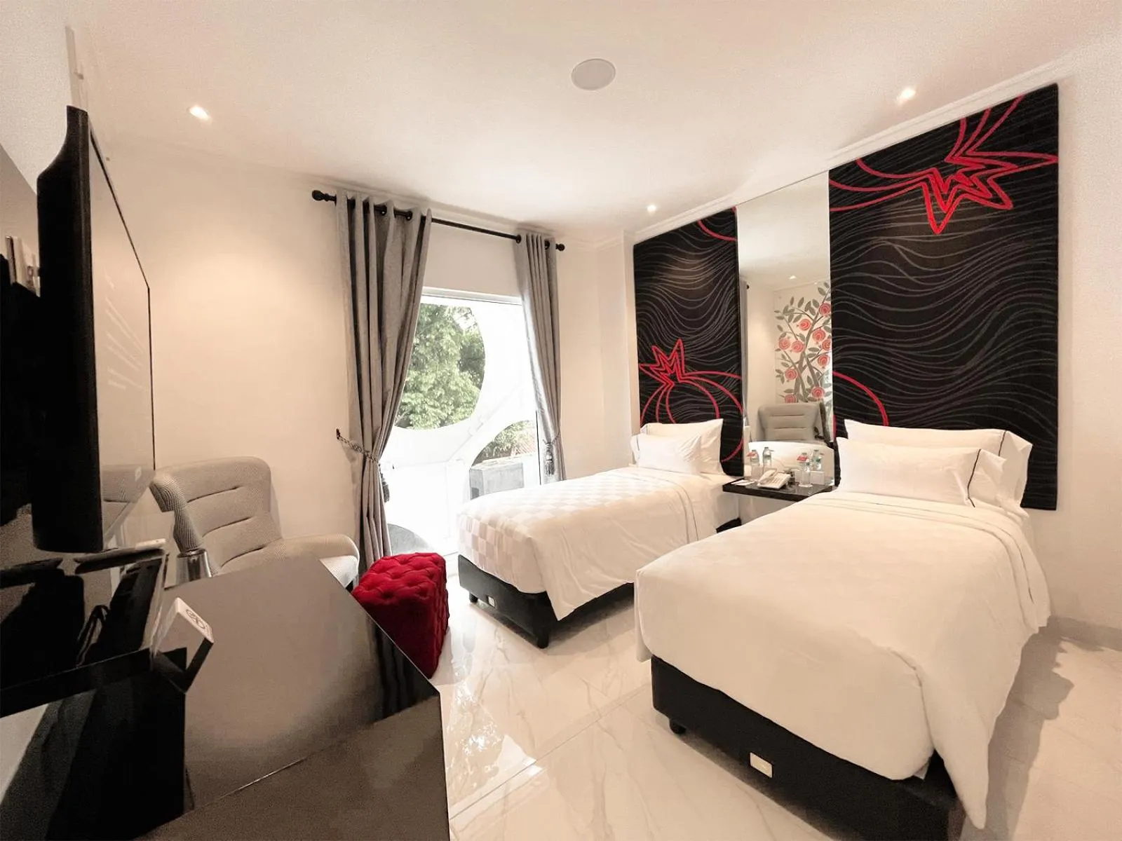 Superior Twin Room in MORITZ SMART BANDUNG