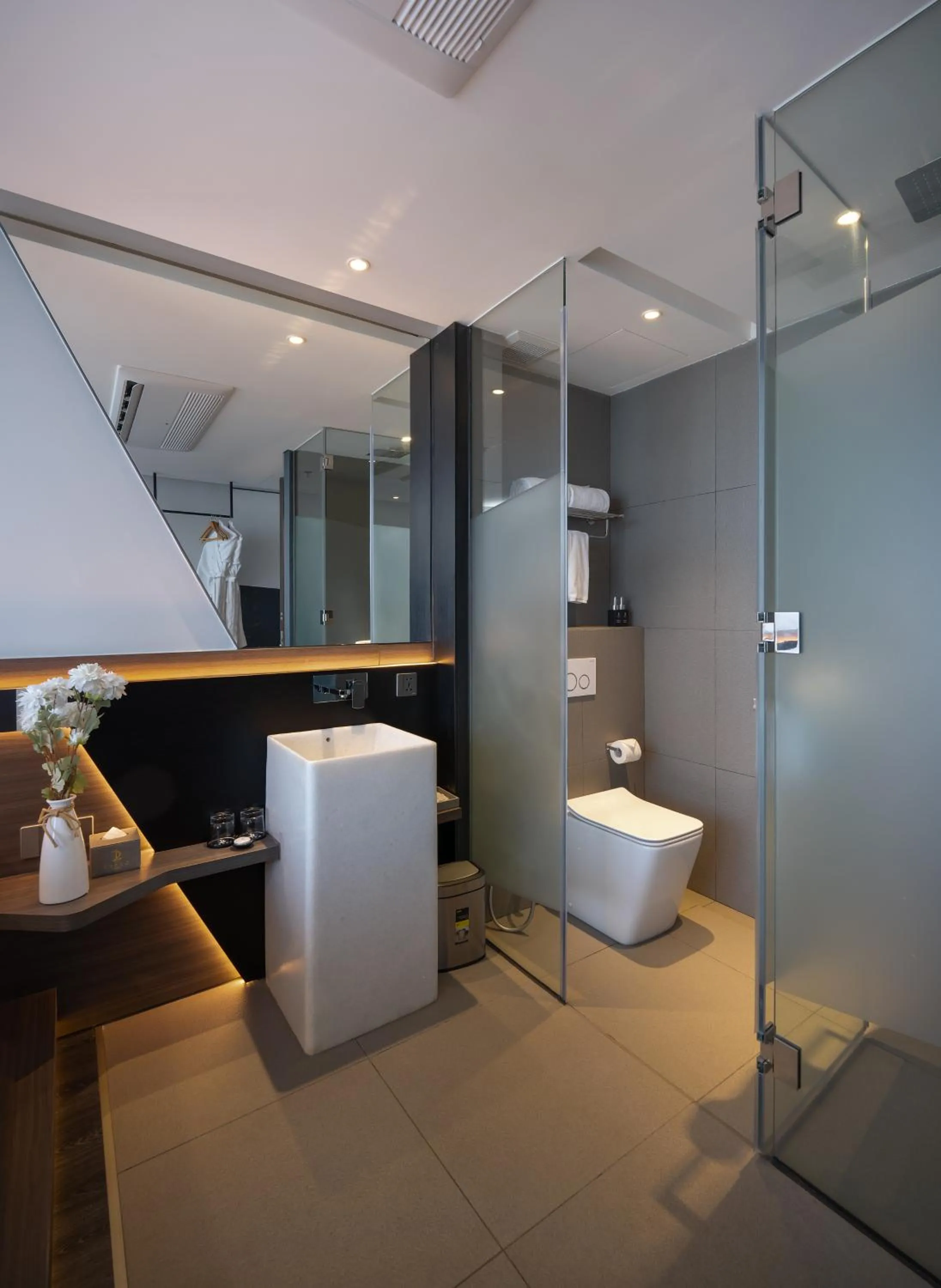 Deluxe Double or Twin Room with City View in Draco Hotel & Suites