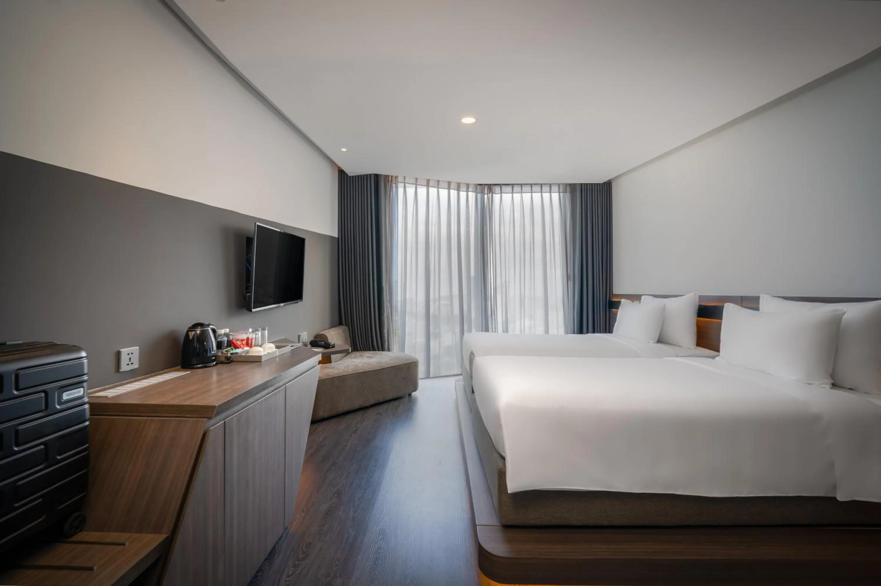 Deluxe Family Room in Draco Hotel & Suites