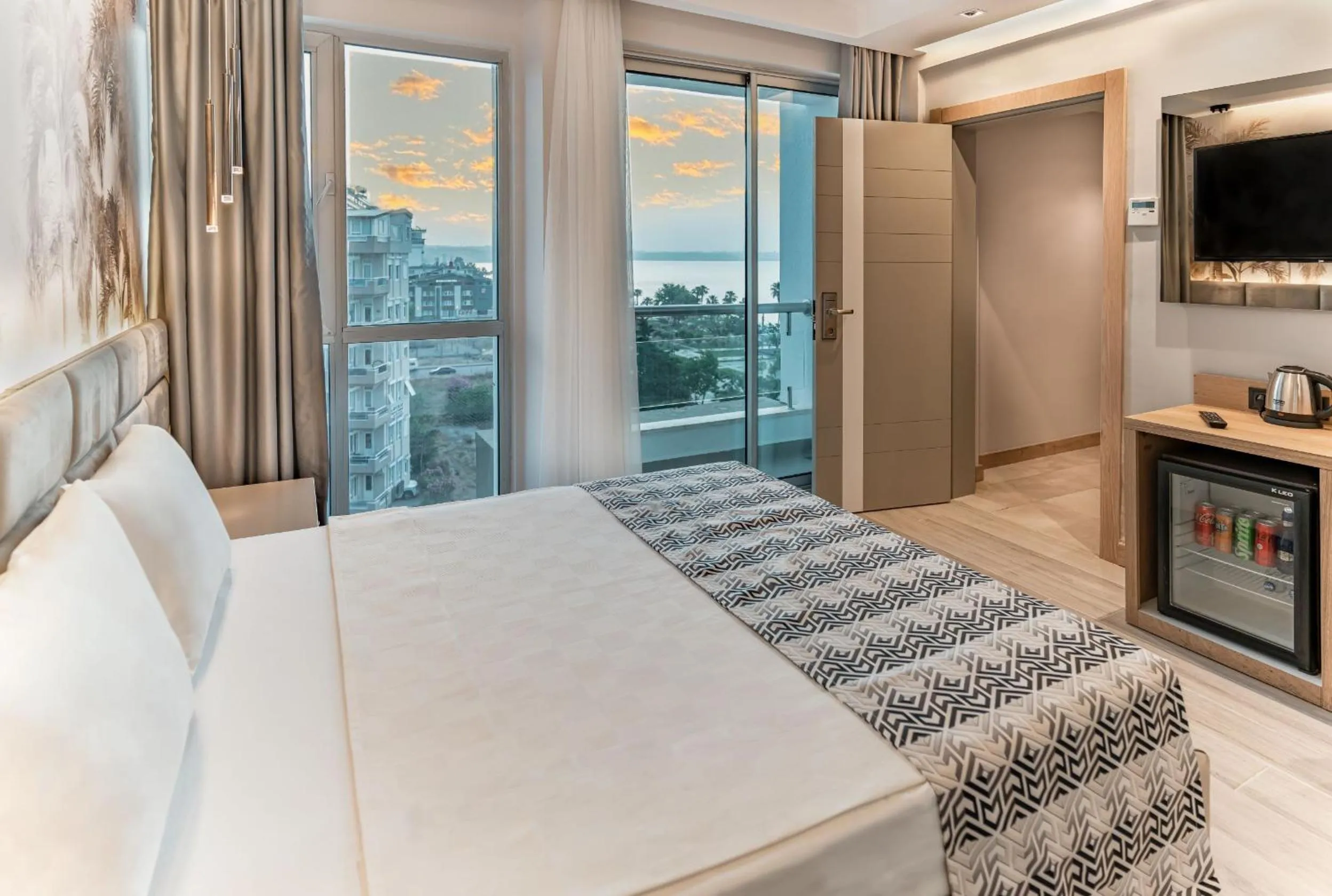 Standard Double Room in PEARLY HOTEL