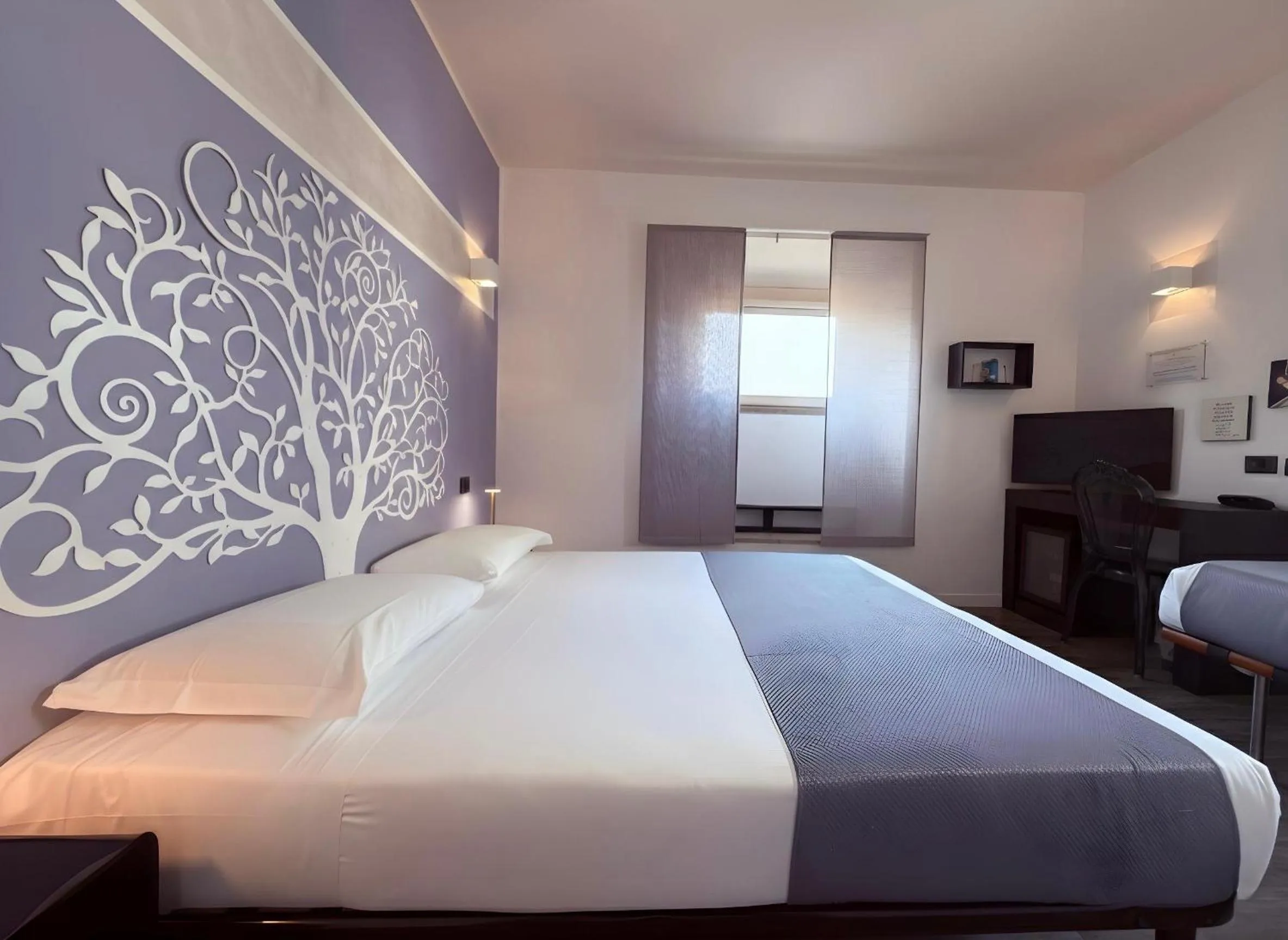 Standard Triple Room in Hotel Europa Varese