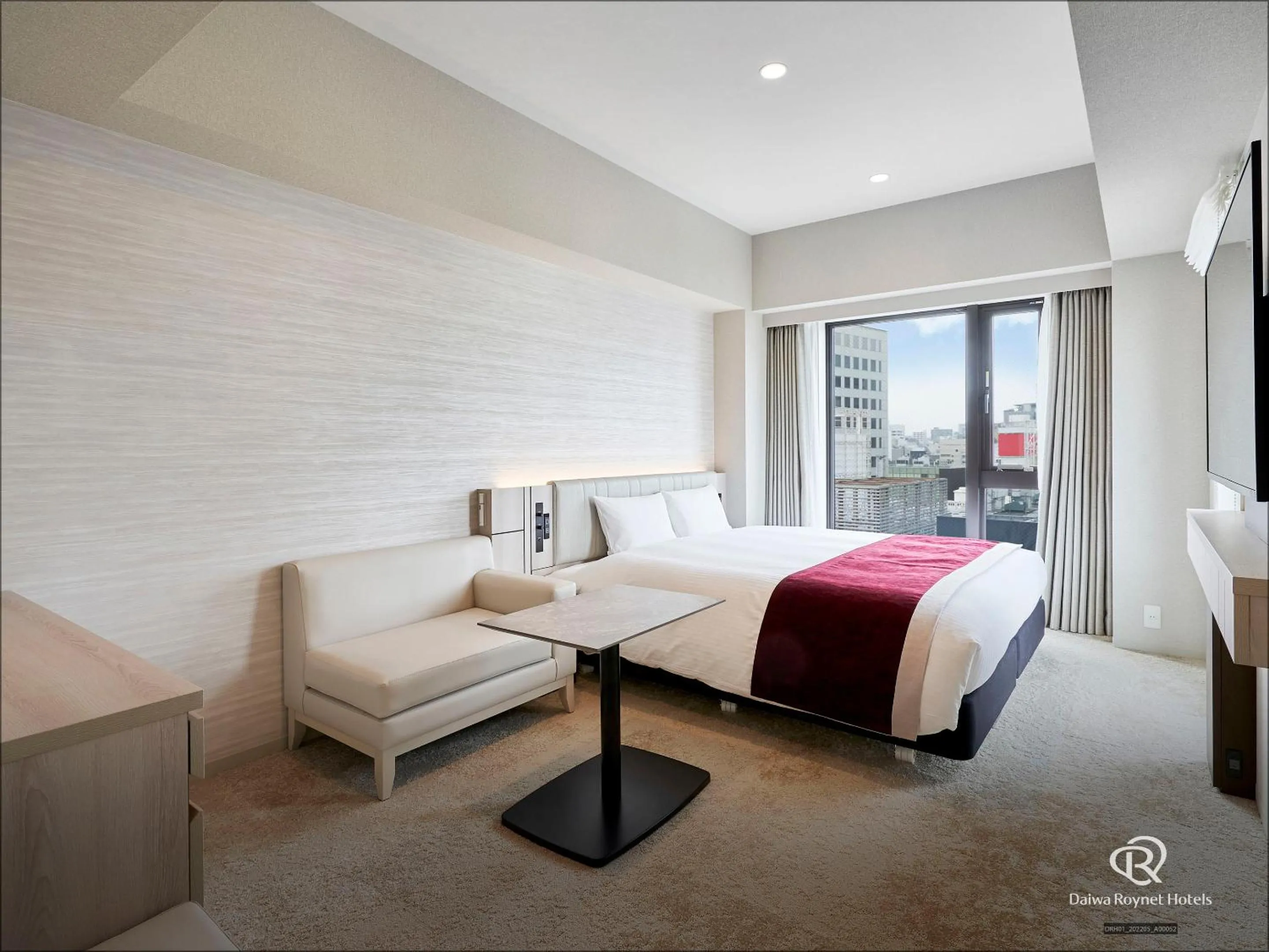 Deluxe King Room - single occupancy - Non-Smoking in Daiwa Roynet Hotel Sendai Nishiguchi PREMIER