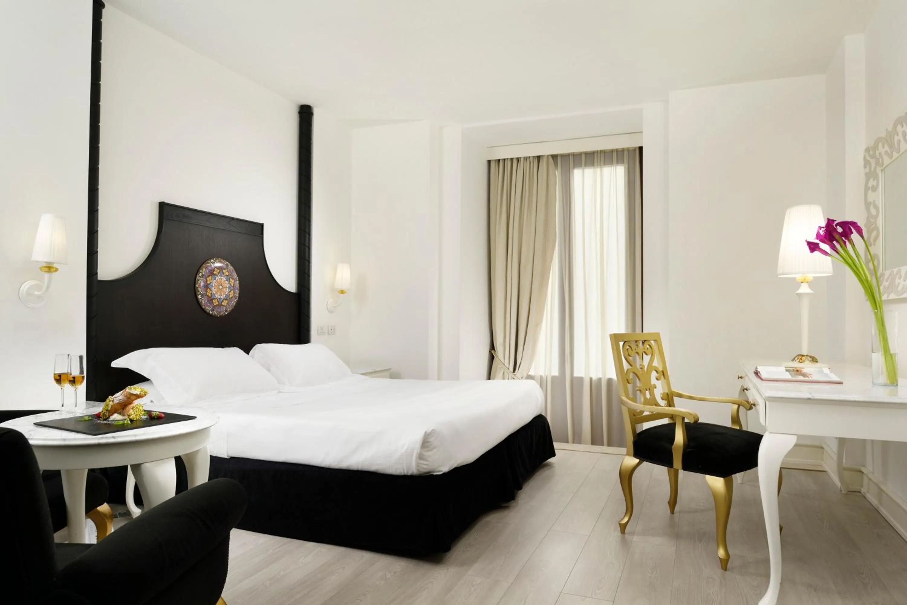Premium Double Room Single Use in Palace Catania | UNA Esperienze