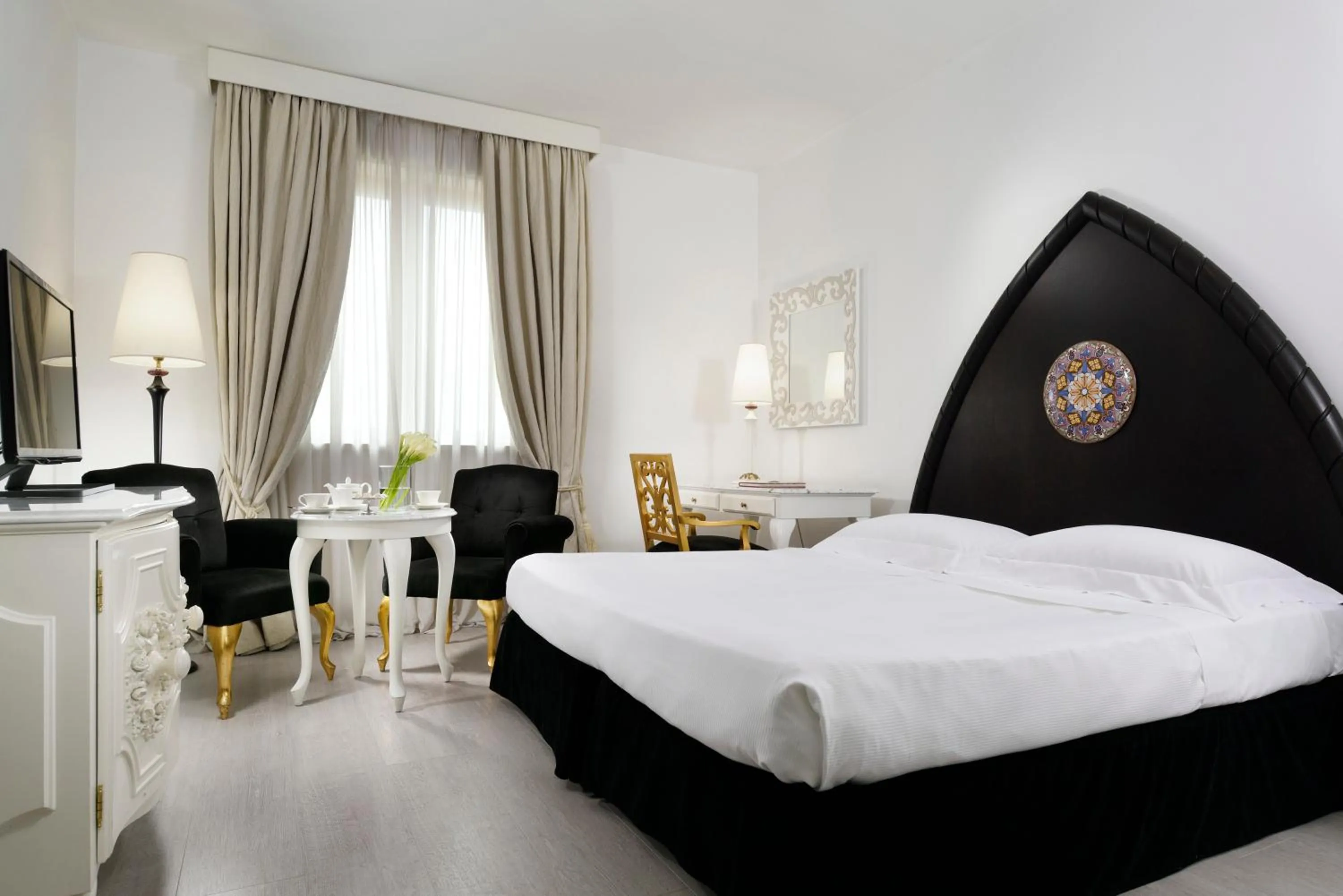 Deluxe Double Room - single occupancy in Palace Catania | UNA Esperienze