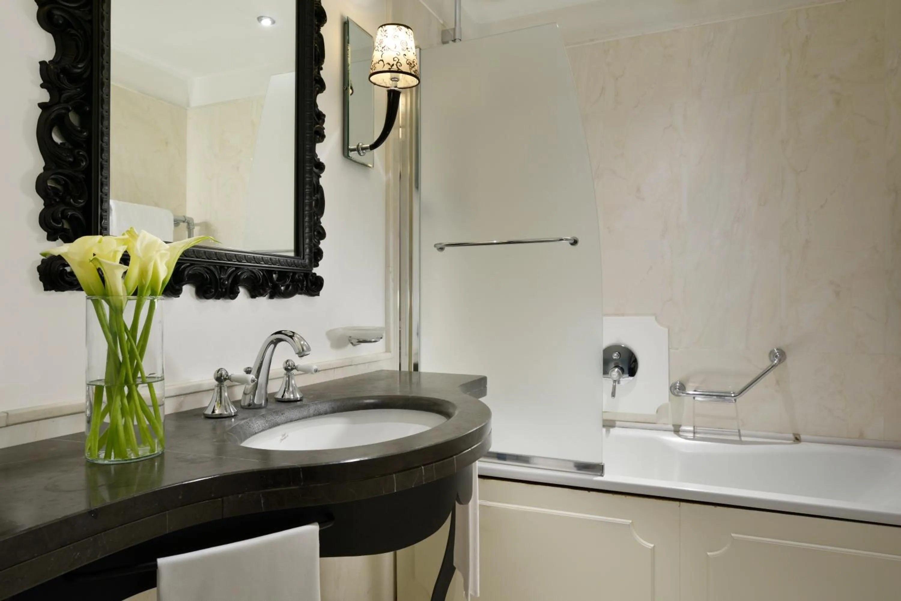 Deluxe Double Single Use  in Palace Catania | UNA Esperienze