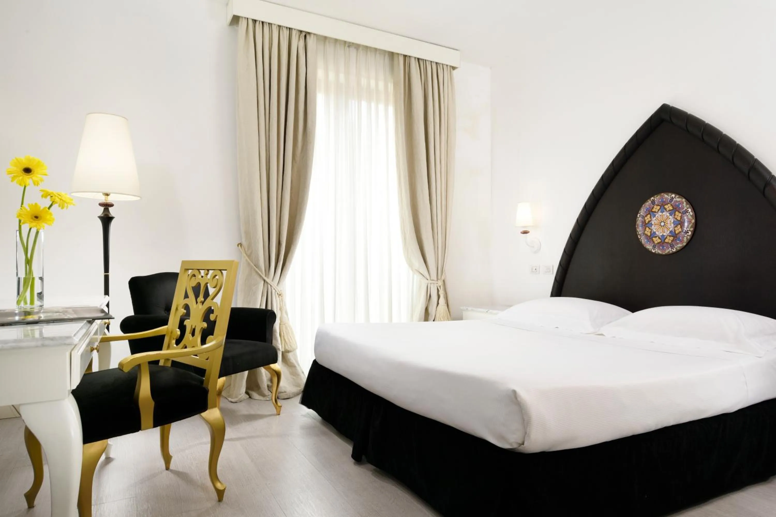 Premium Double Room View - single occupancy in Palace Catania | UNA Esperienze