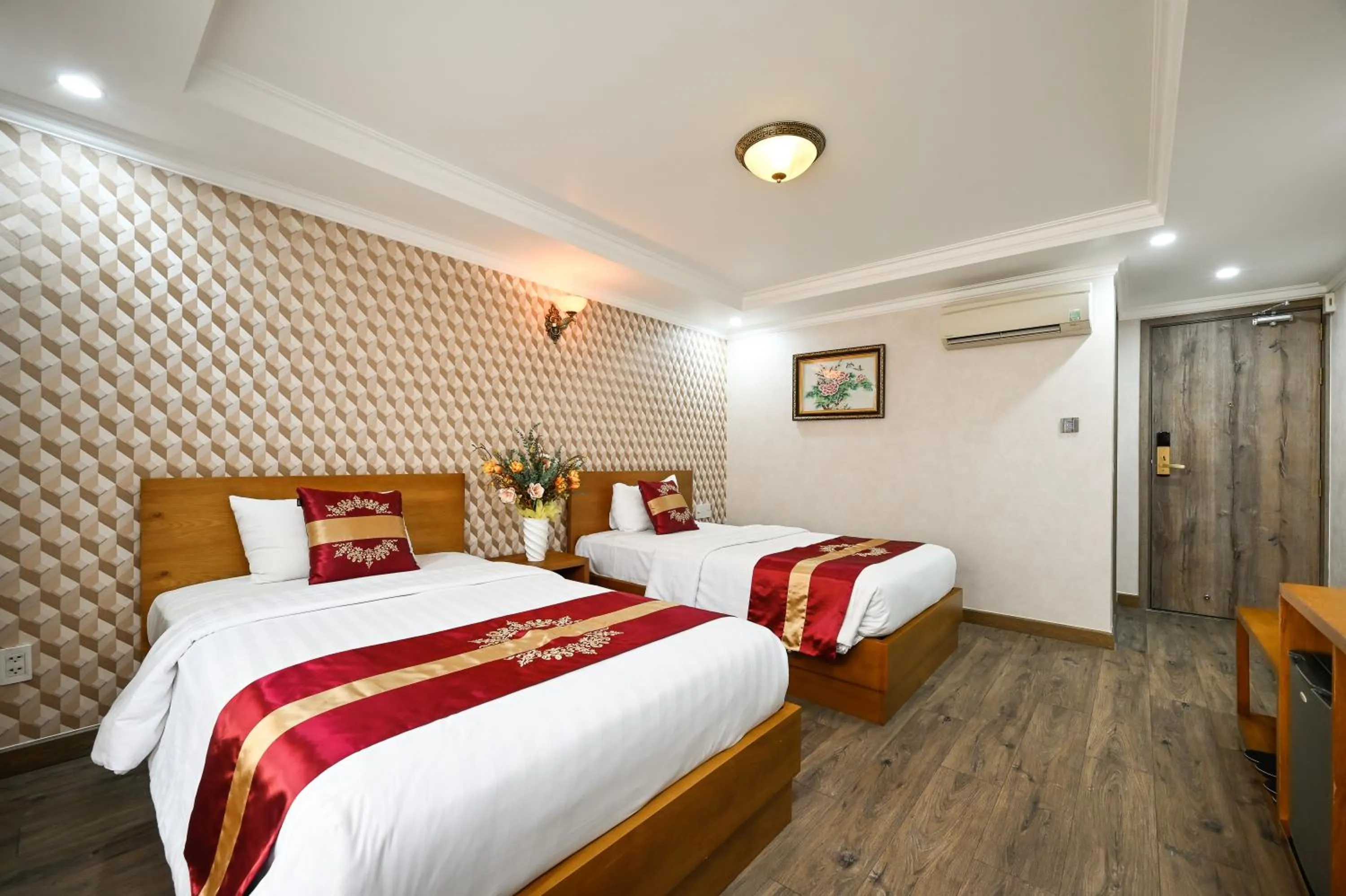Deluxe Twin Room in The River Park Hotel