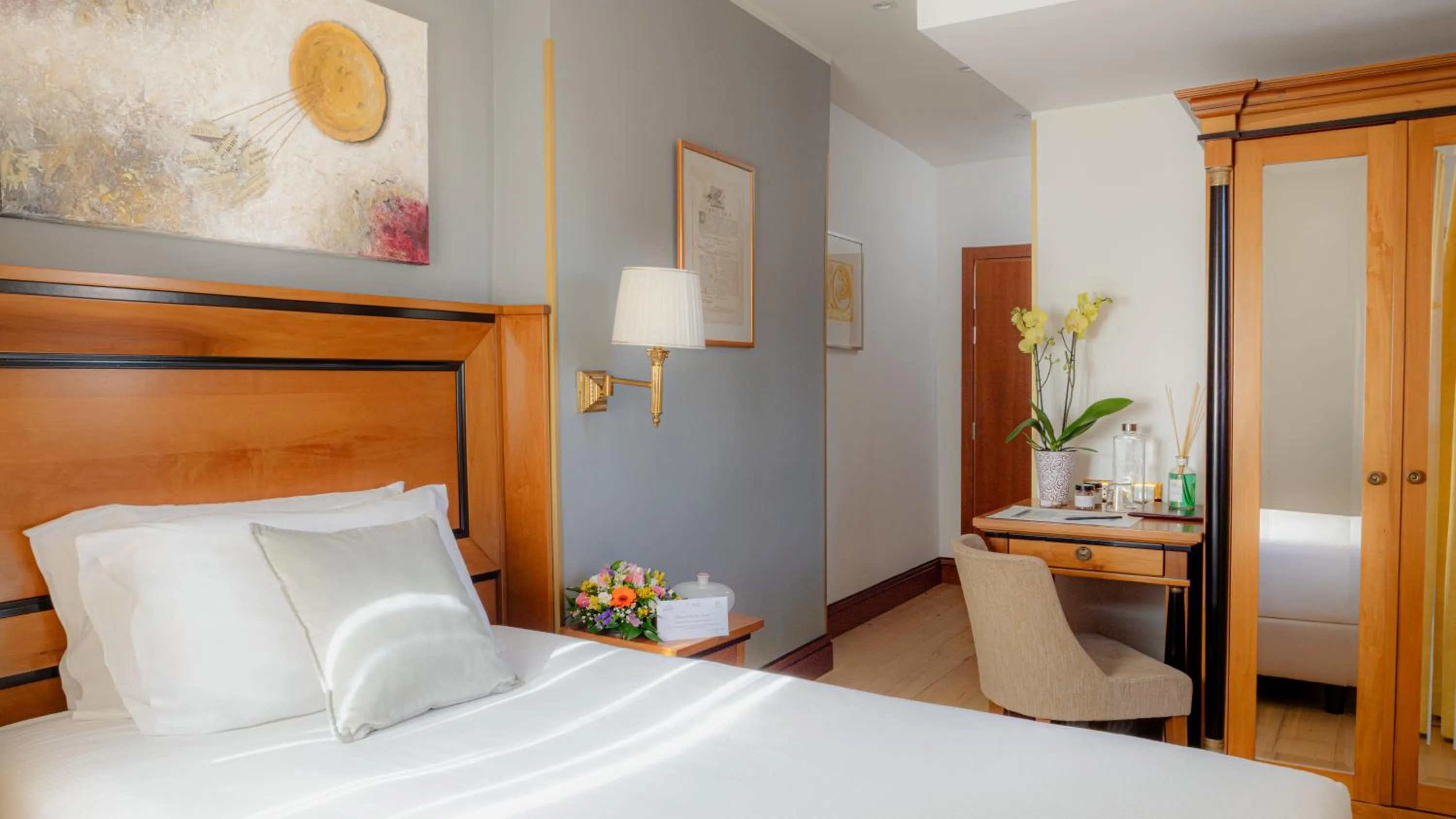 Single Room in All’Angelo Art Hotel