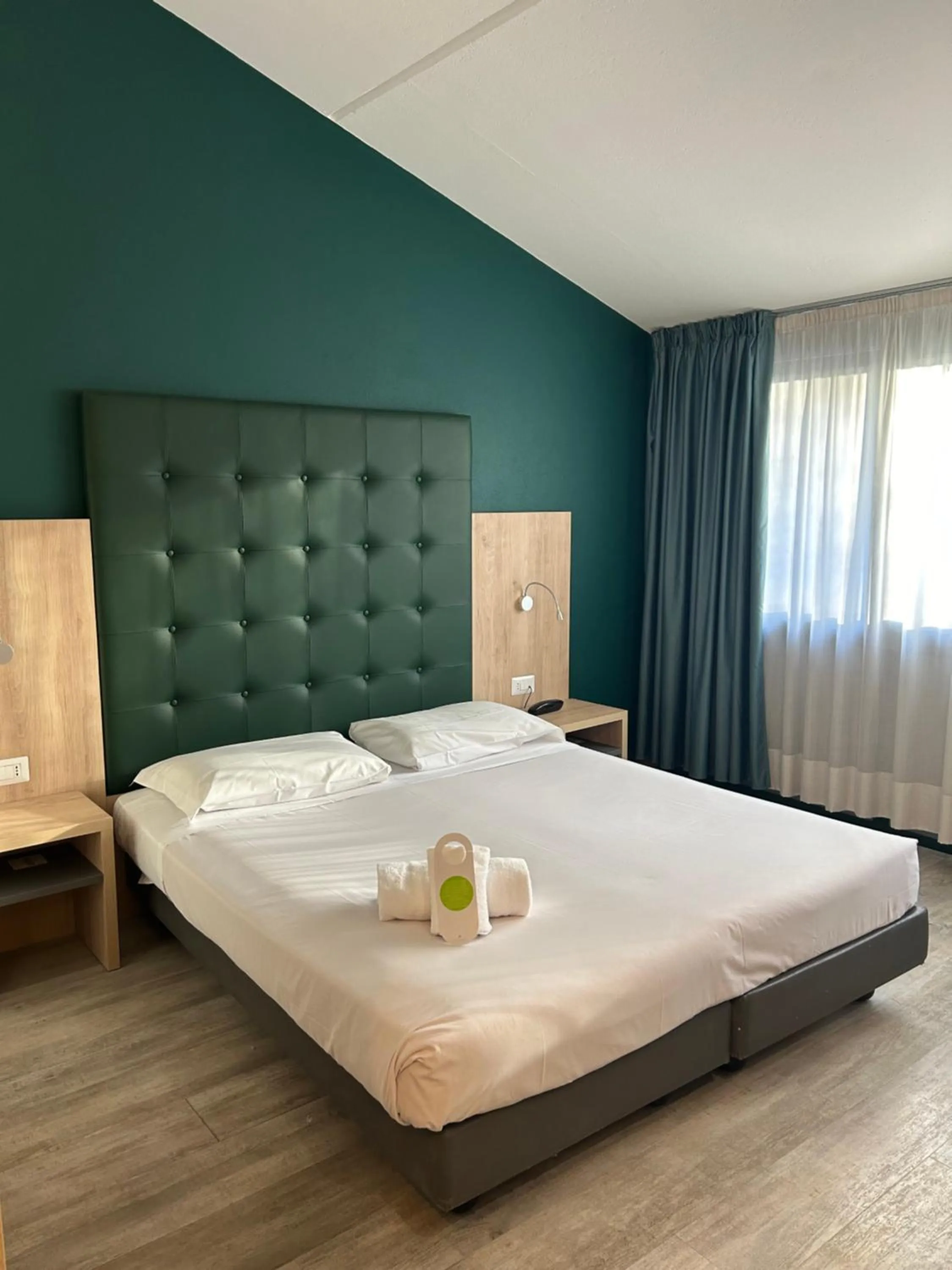 Triple Room in Green Hotel