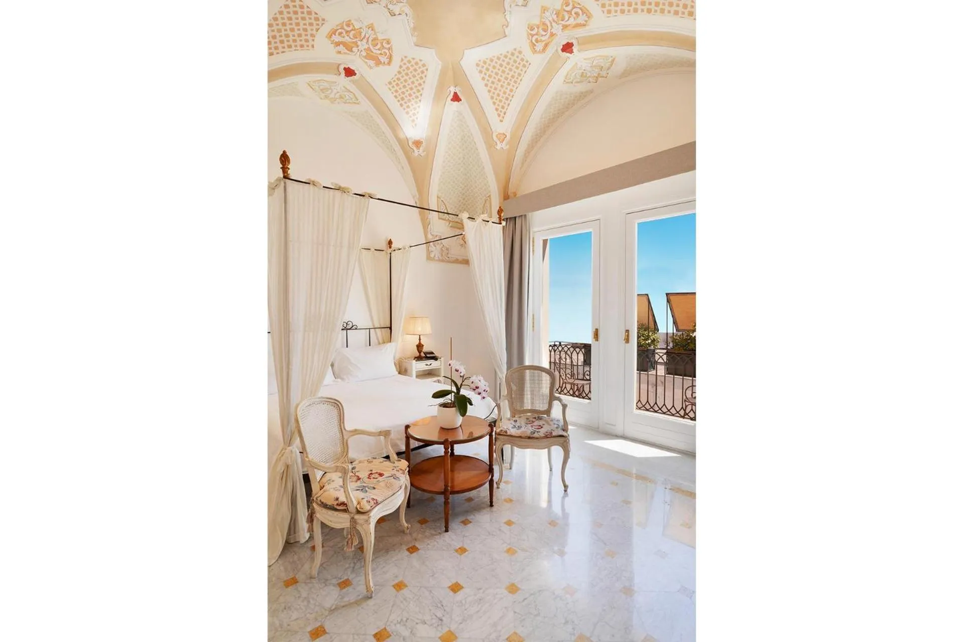 Prestige Double Room in Palazzo del Corso – Boutique Hotel