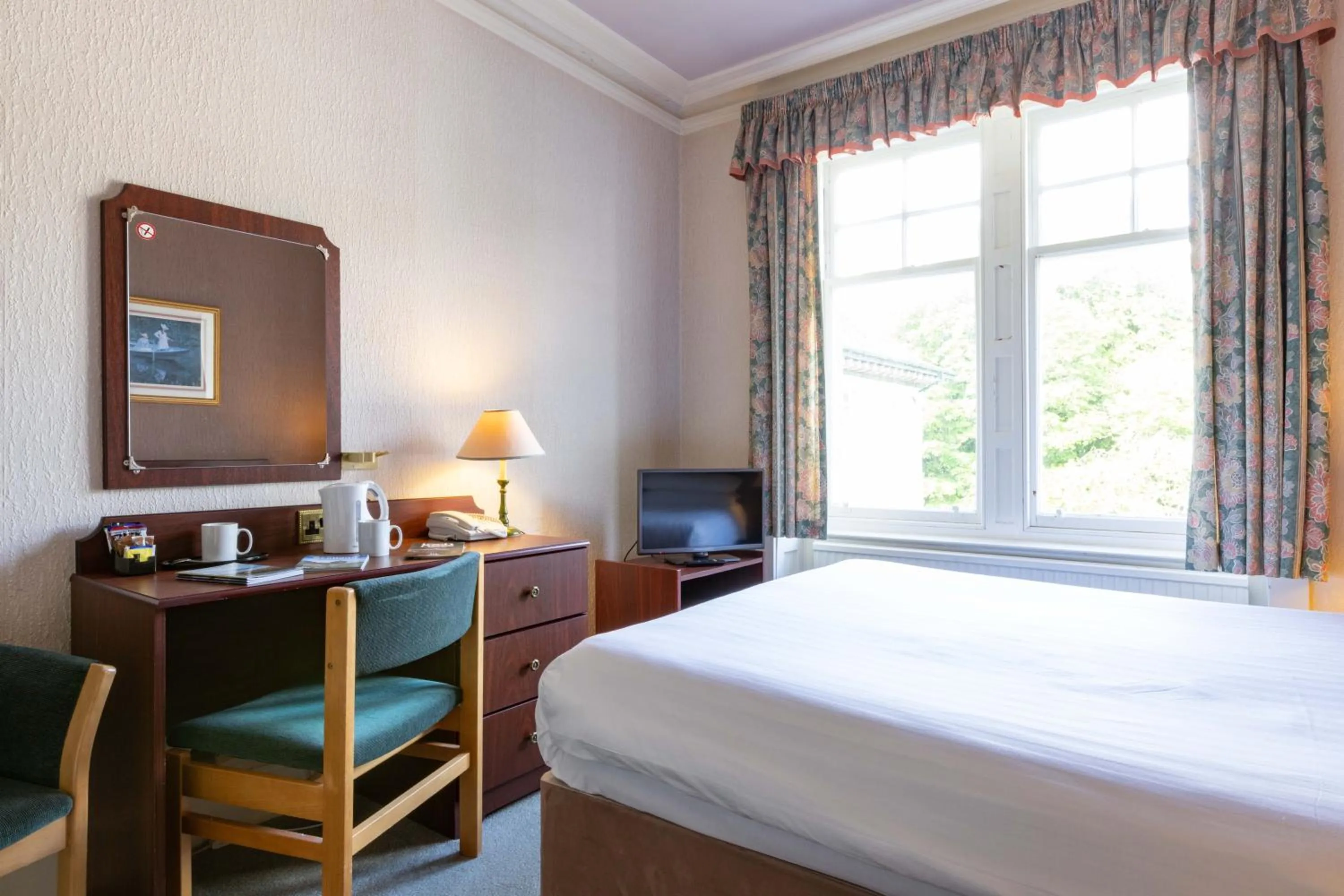 Standard Double Room in The Highland Hotel by Compass Hospitality