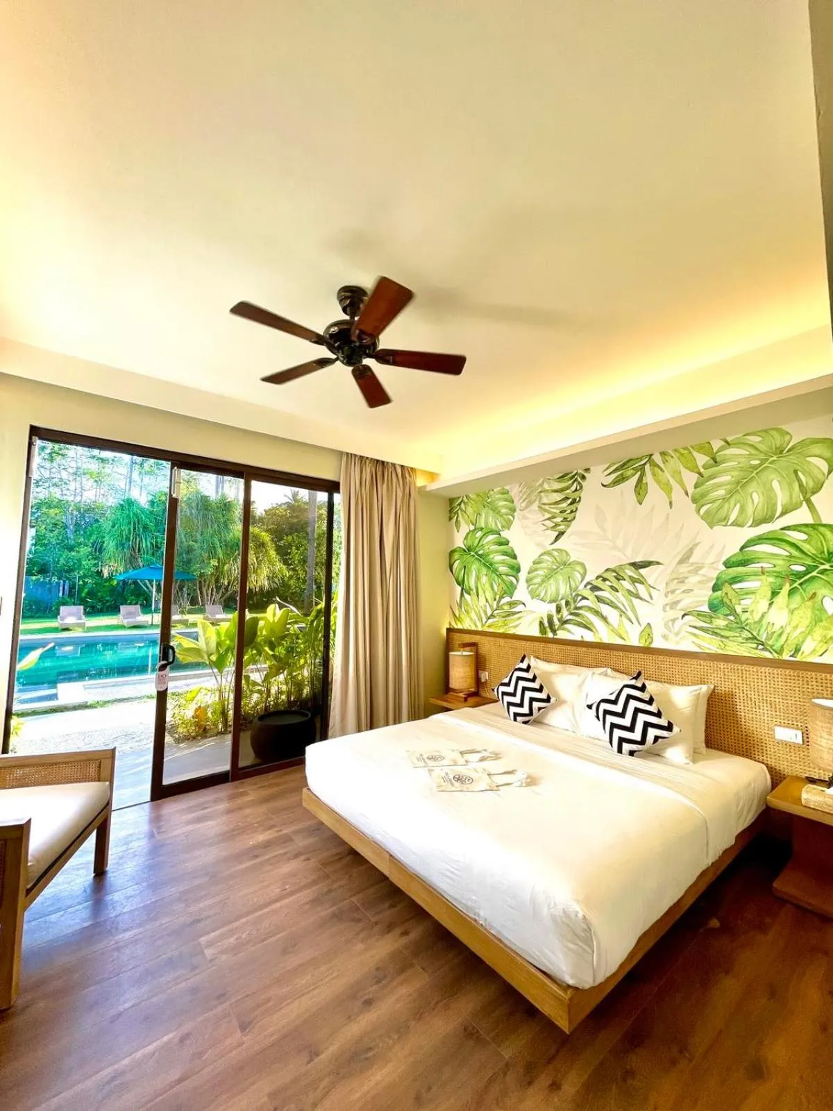 Deluxe Room in Isla Amara Resort