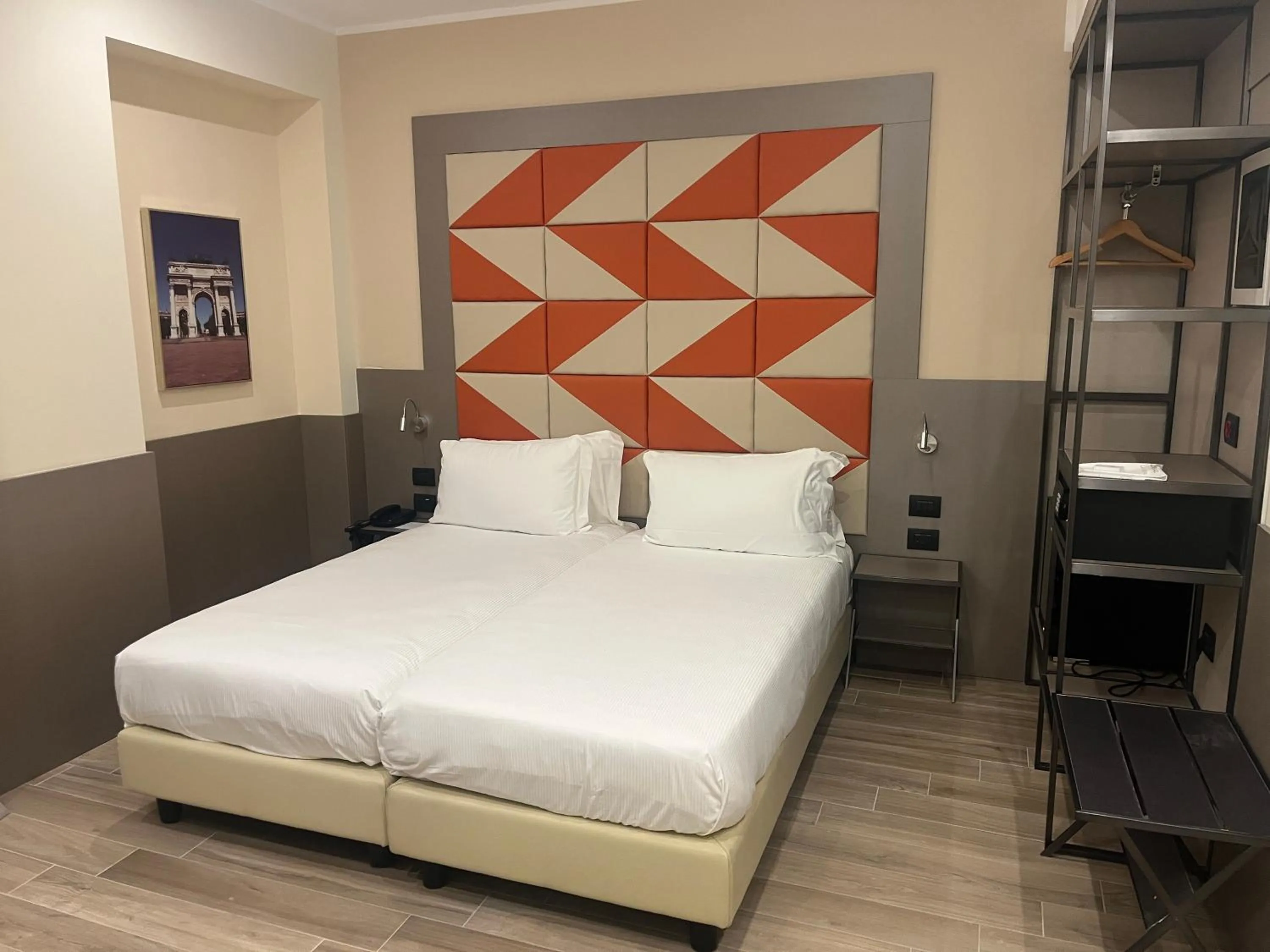Courtyard Double Room in JR Hotels Bocconi Milano