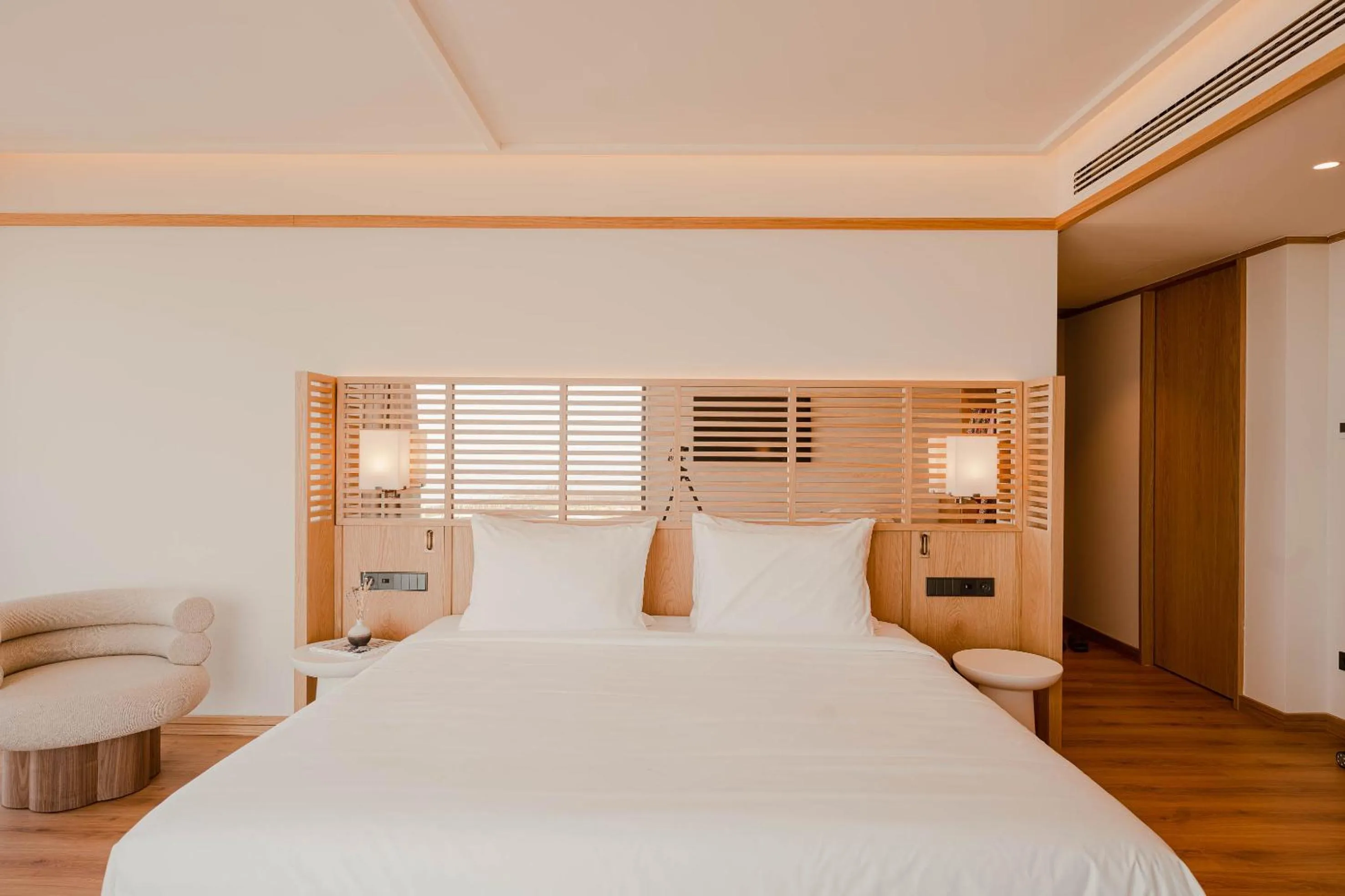 Junior Suite with Ocean View in Aethos Ericeira