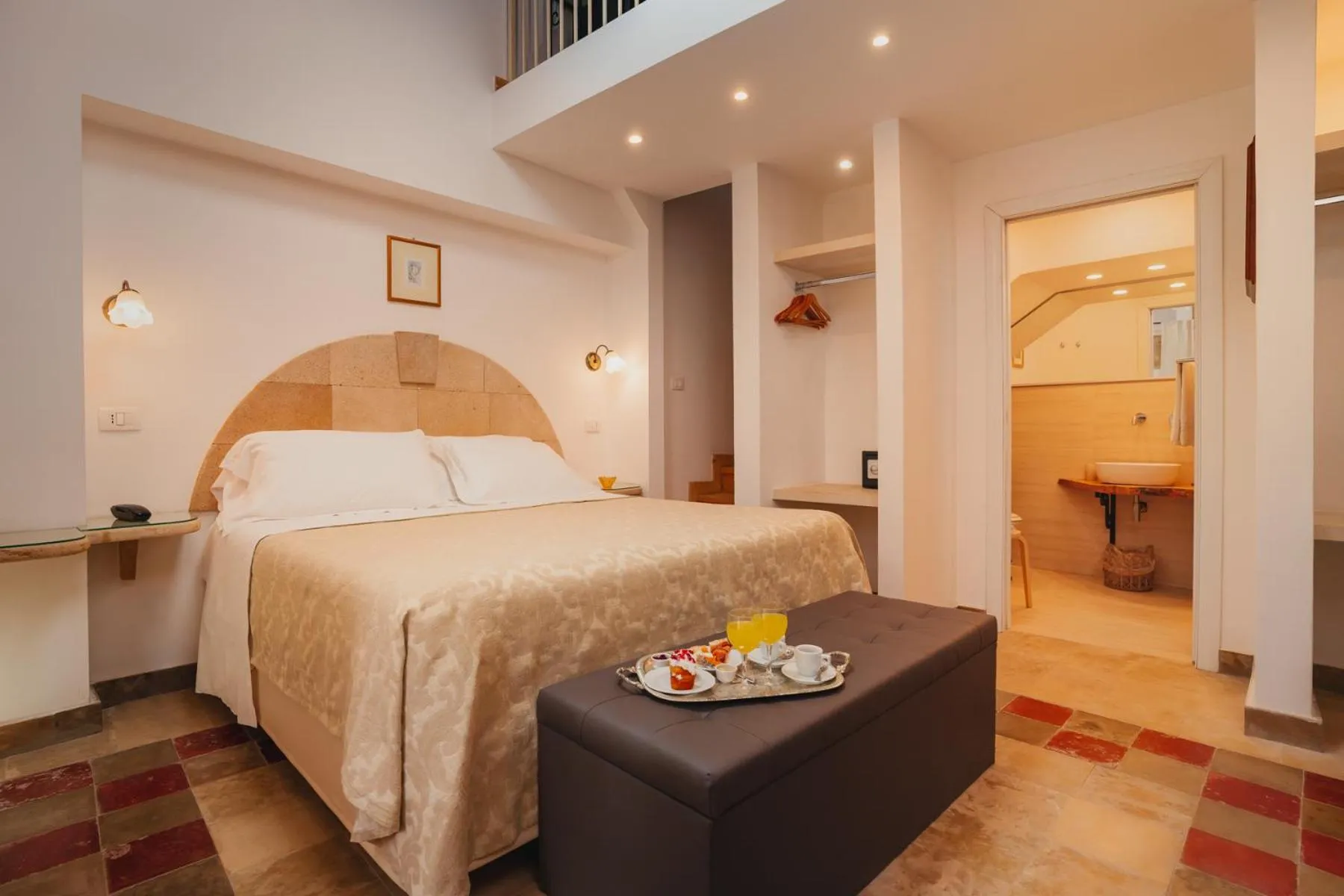 Deluxe Double or Twin Room with Spa Bath in Hotel Villa Giulia