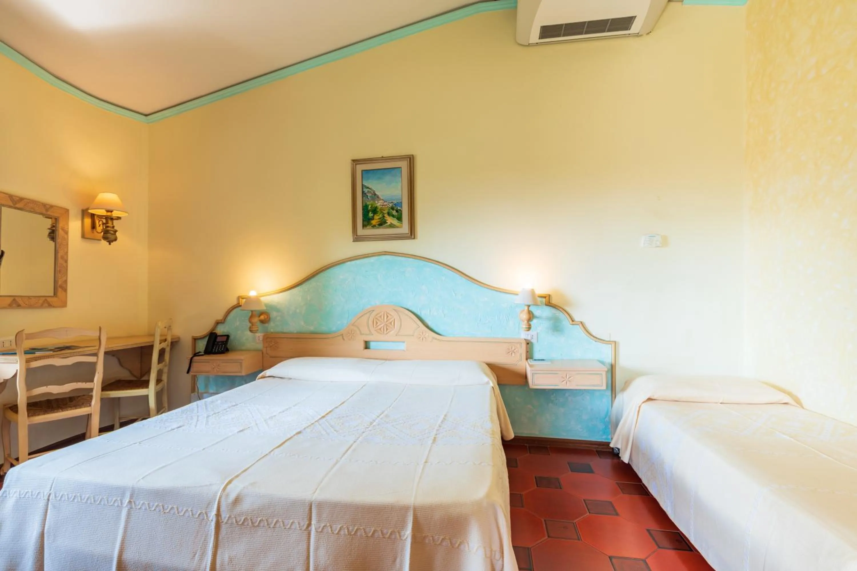 Triple Room in Costa Dorada