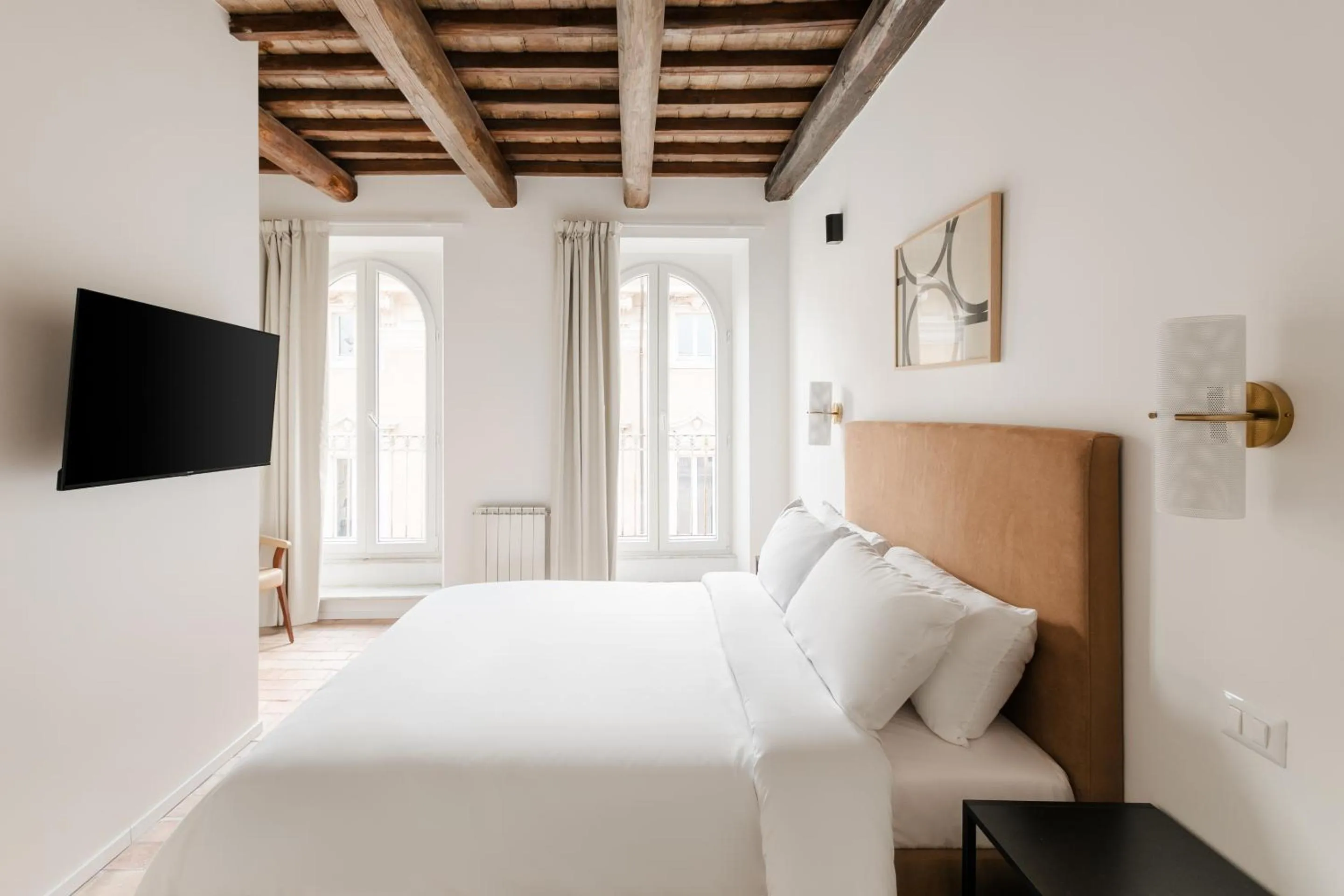 Queen Room in Sonder Piazza Venezia