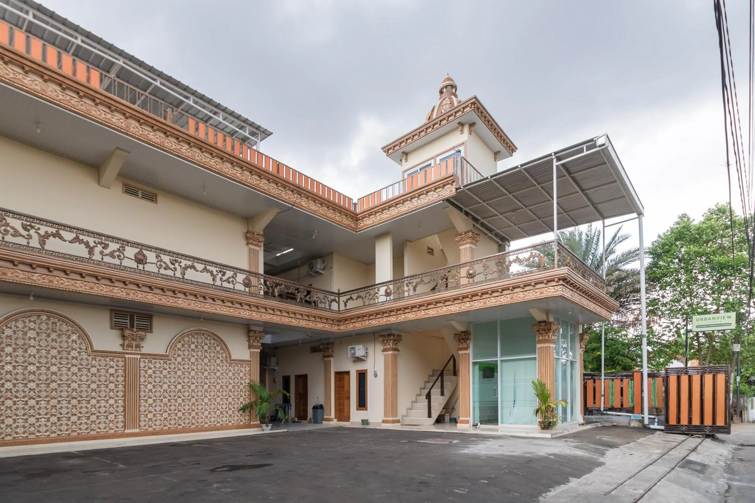 Urbanview Hotel Salsabilah Palembang by RedDoorz