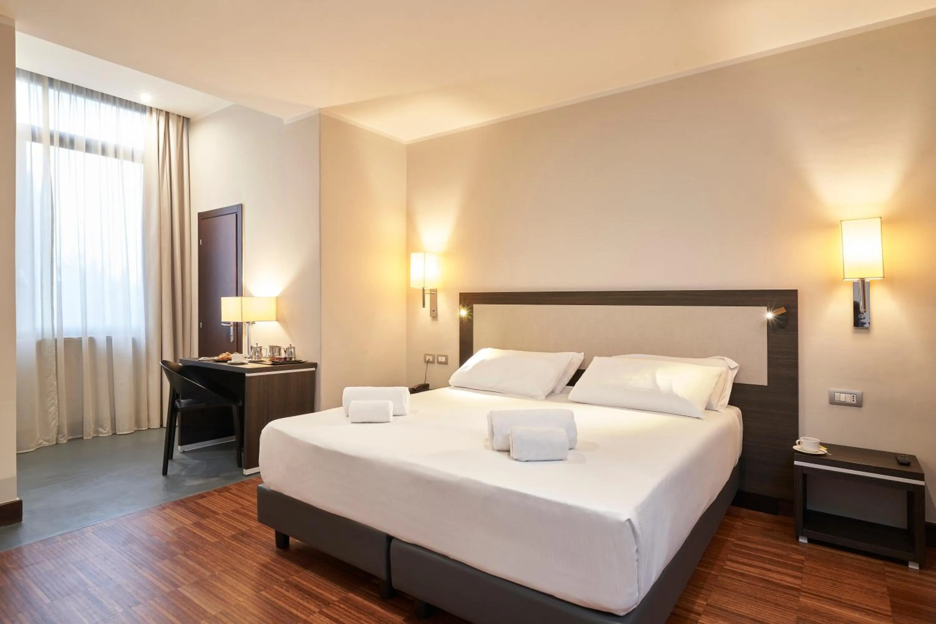 Deluxe Double or Twin Room in Hotel Leonardo da Vinci