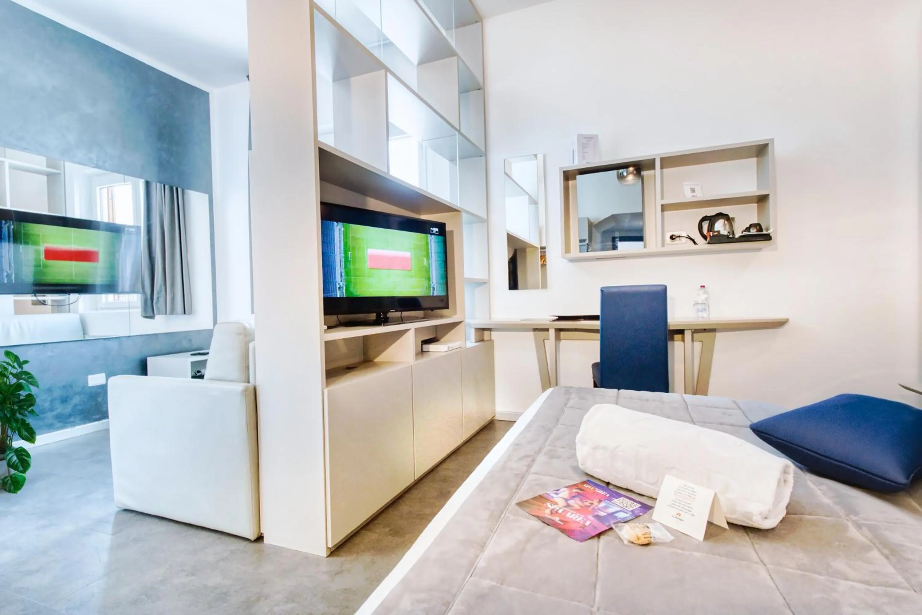 Family Room with Garden View in Hotel La Battigia