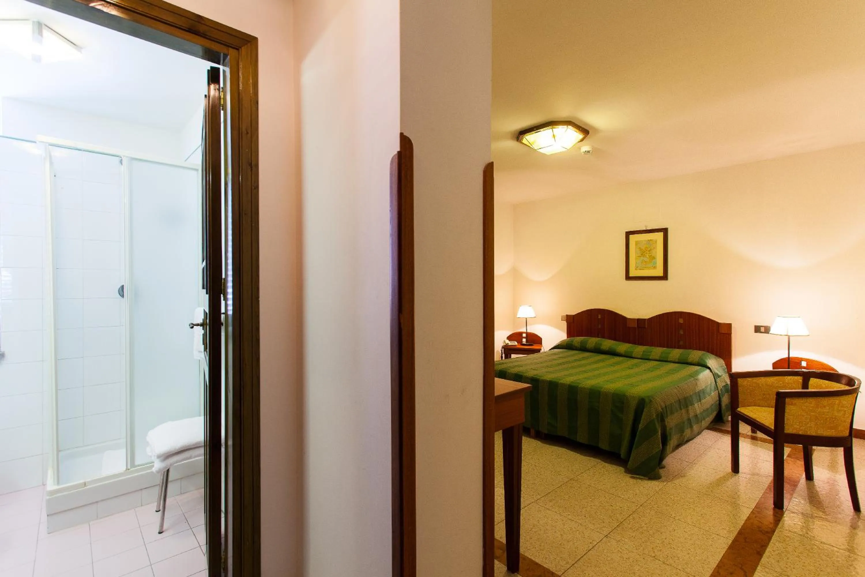 Standard Double or Twin Room in Hotel Villa d'Amato