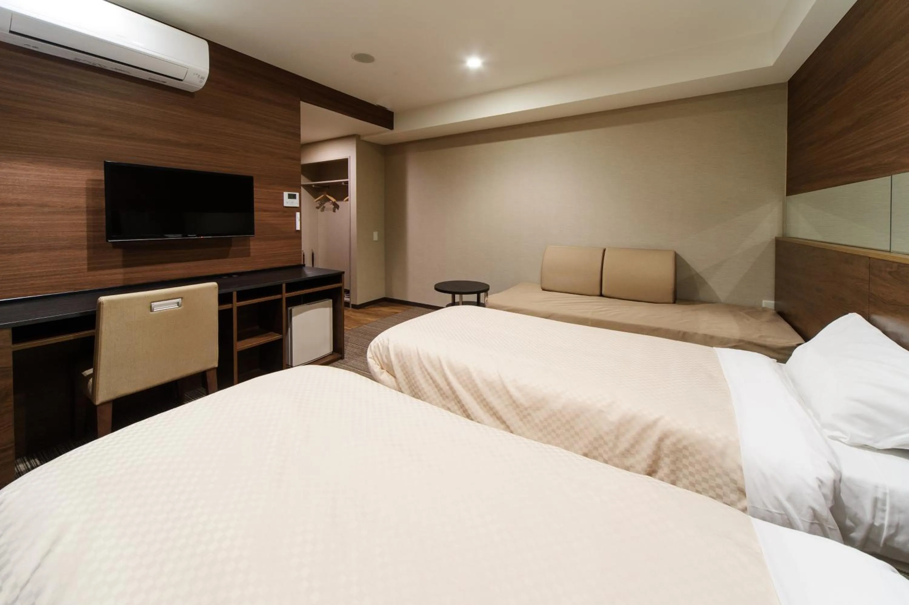 Triple Room - Smoking in Osaka Fujiya Hotel