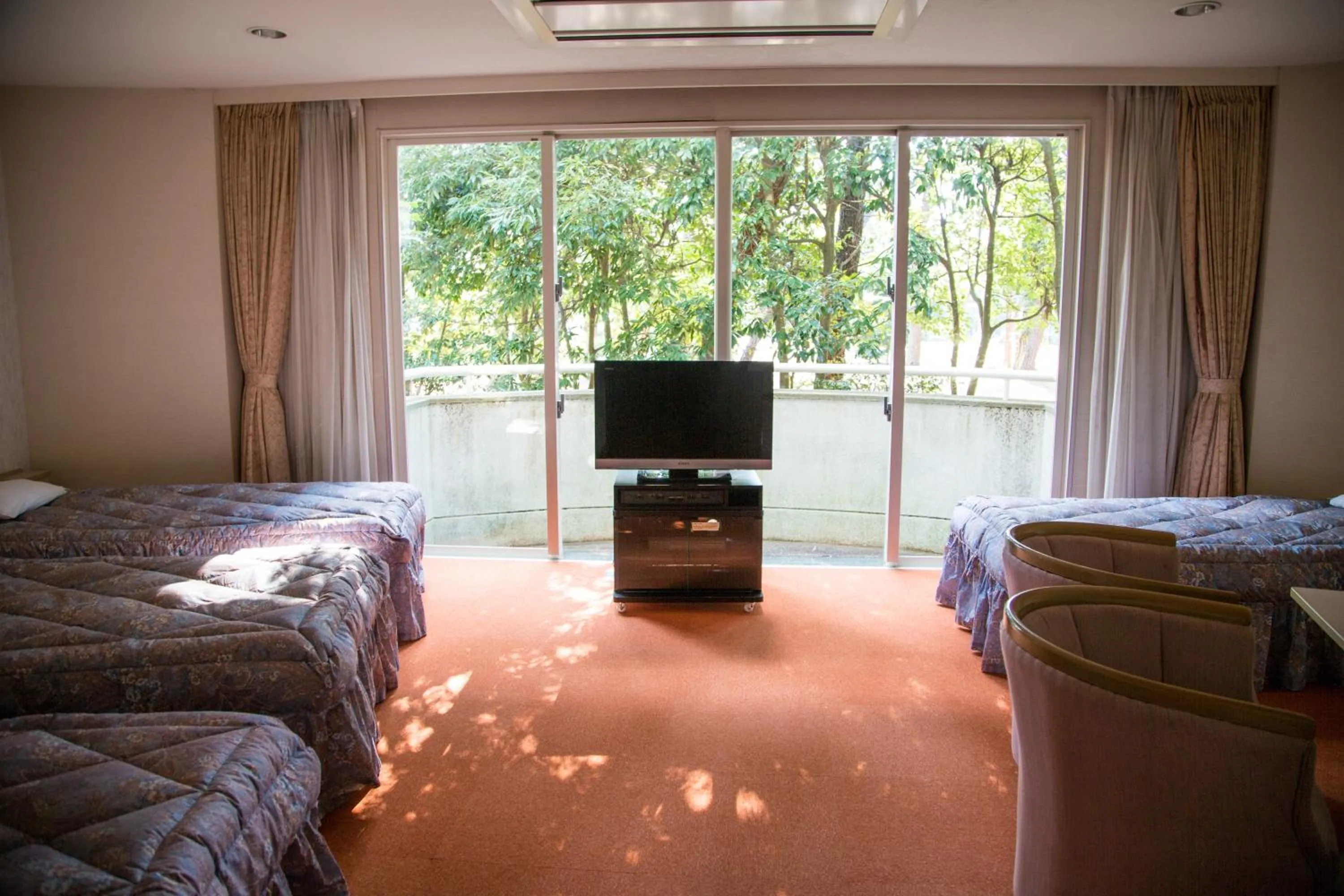 Twin Room - "Cottage Himuka" in Seagaia Forest Cottages