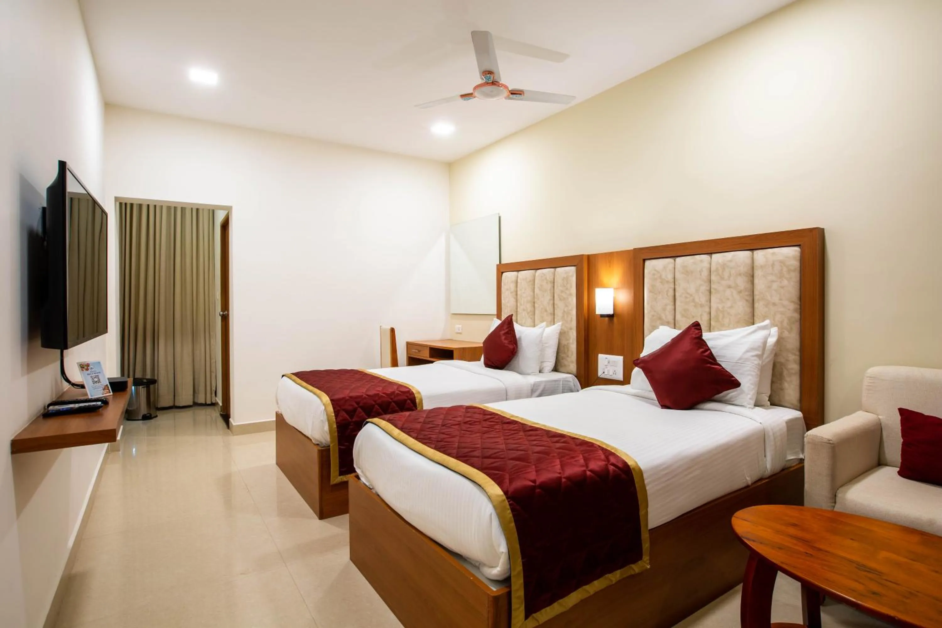 Standard Twin Room - single occupancy in HOTEL BLUEMOON