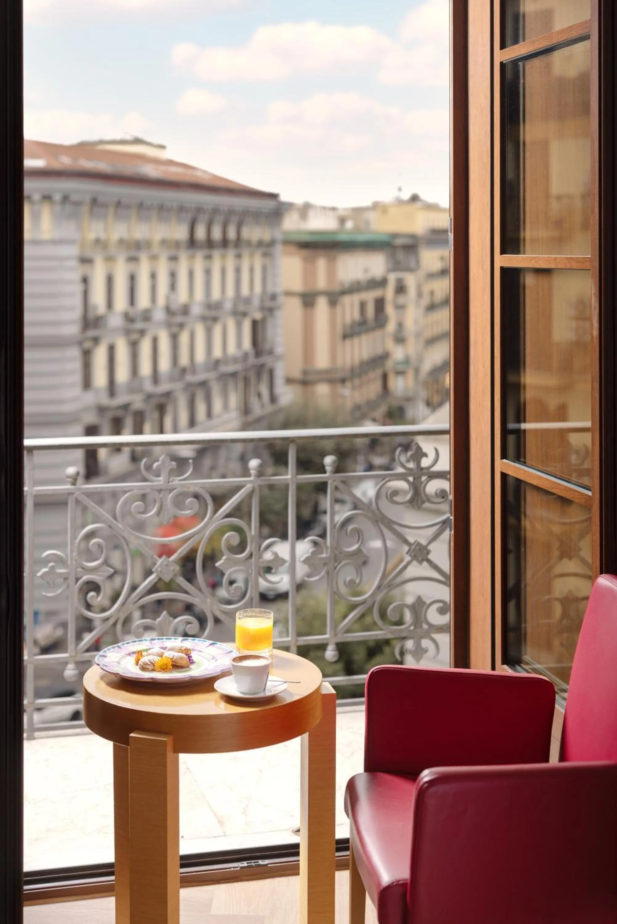 Suite in UNA Hotels Napoli
