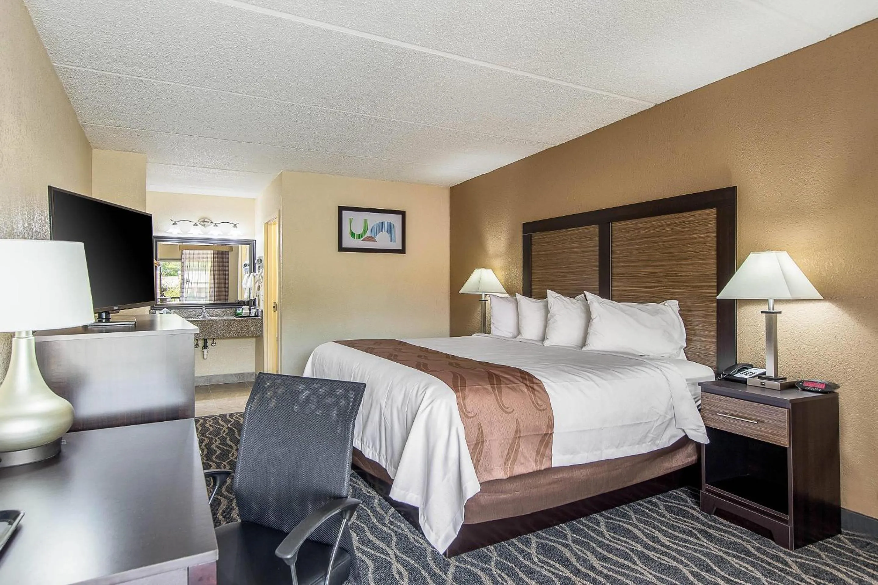 King Room in Quality Inn