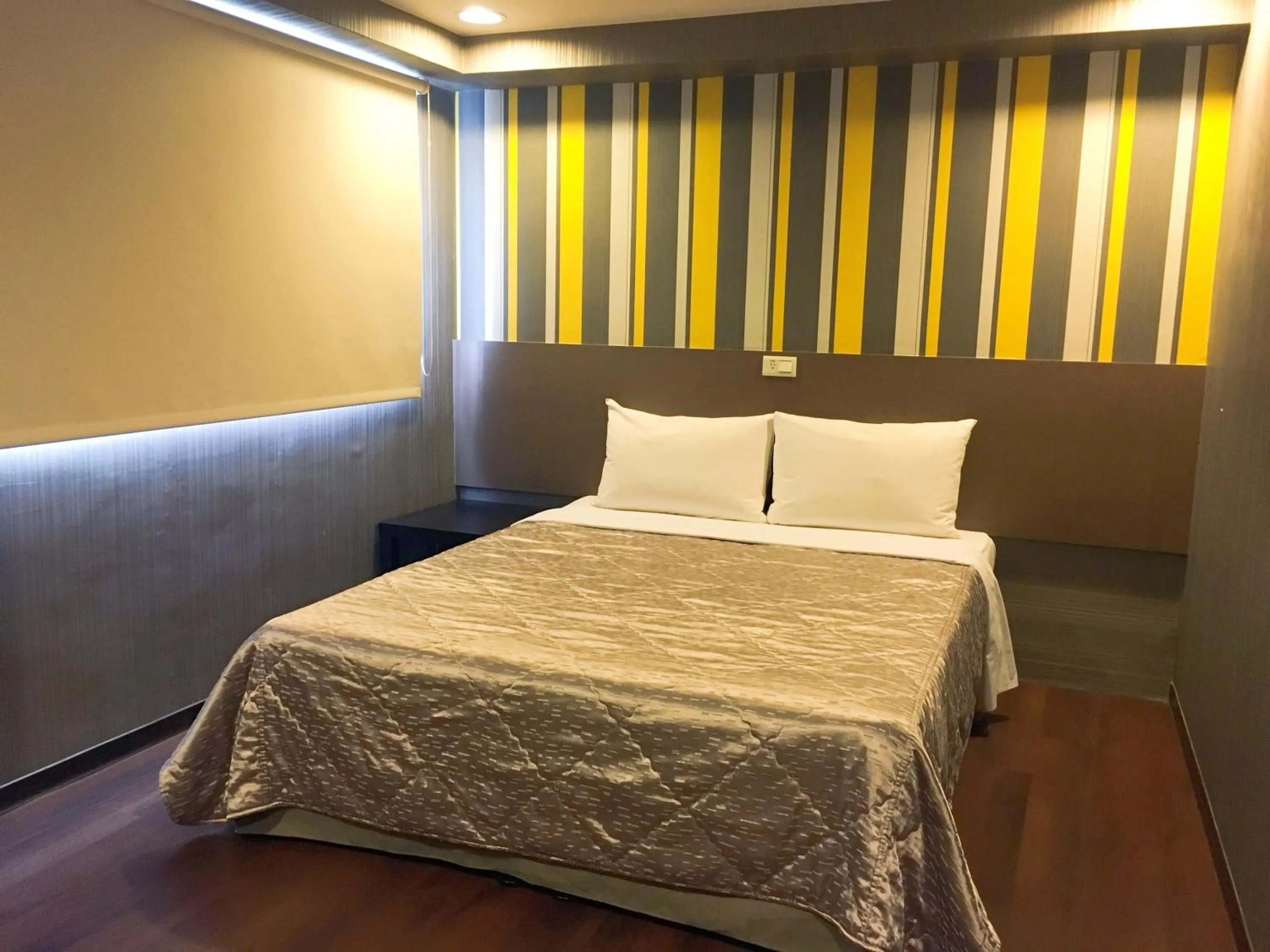 Double Room in Palmer Hotel
