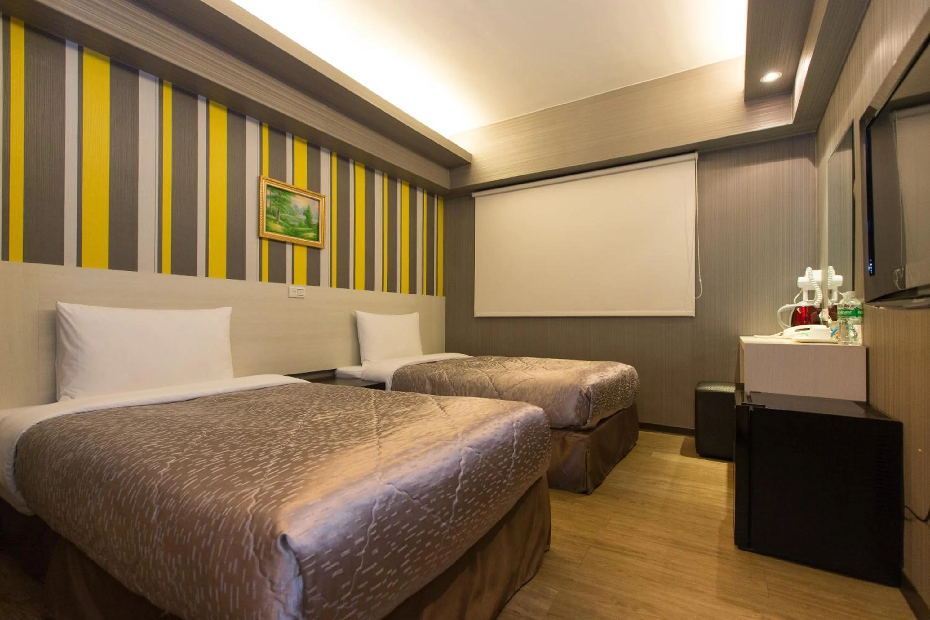 Twin Room in Palmer Hotel