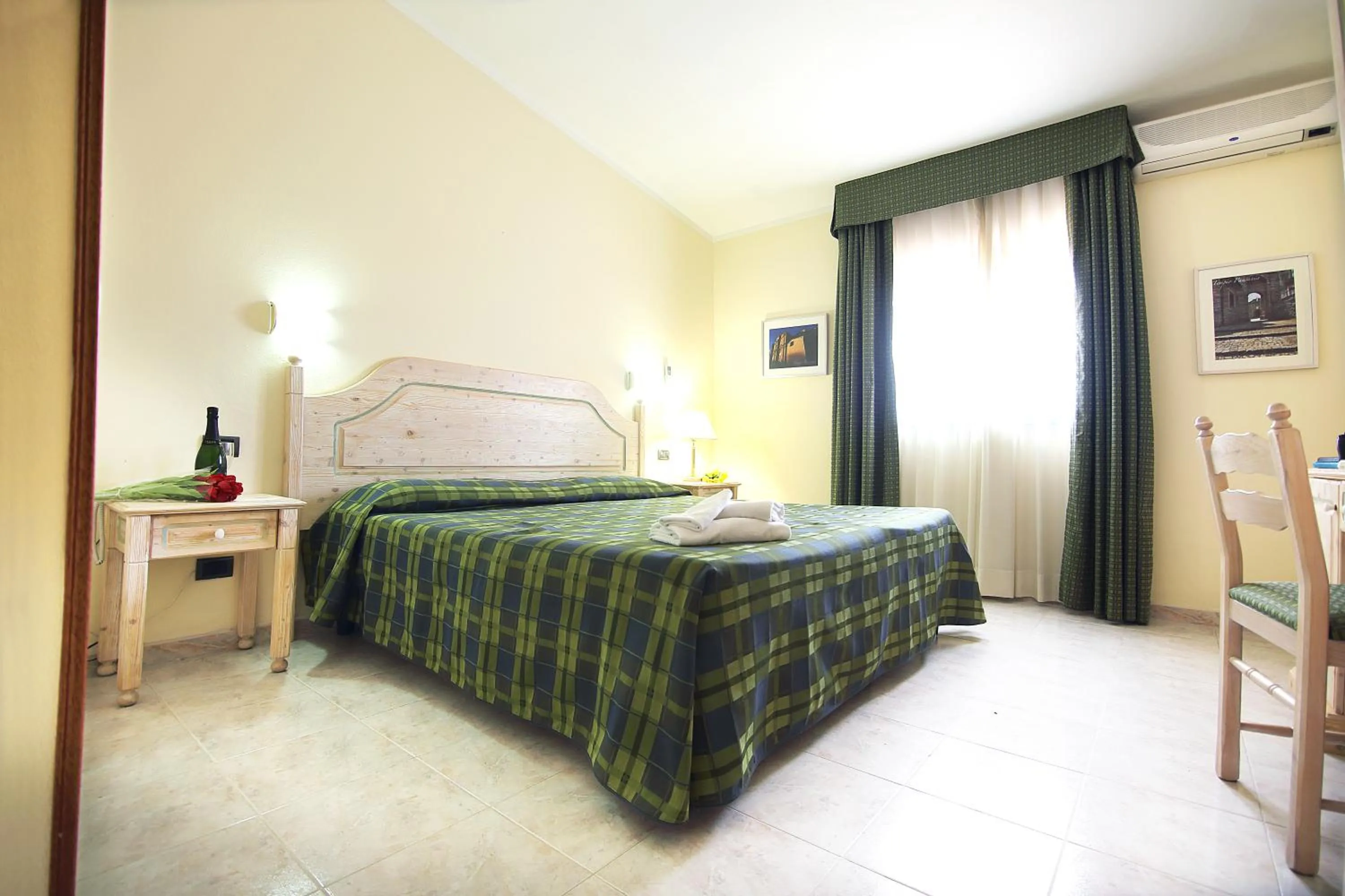 Superior Double or Twin Room with Terrace in Pausania Inn