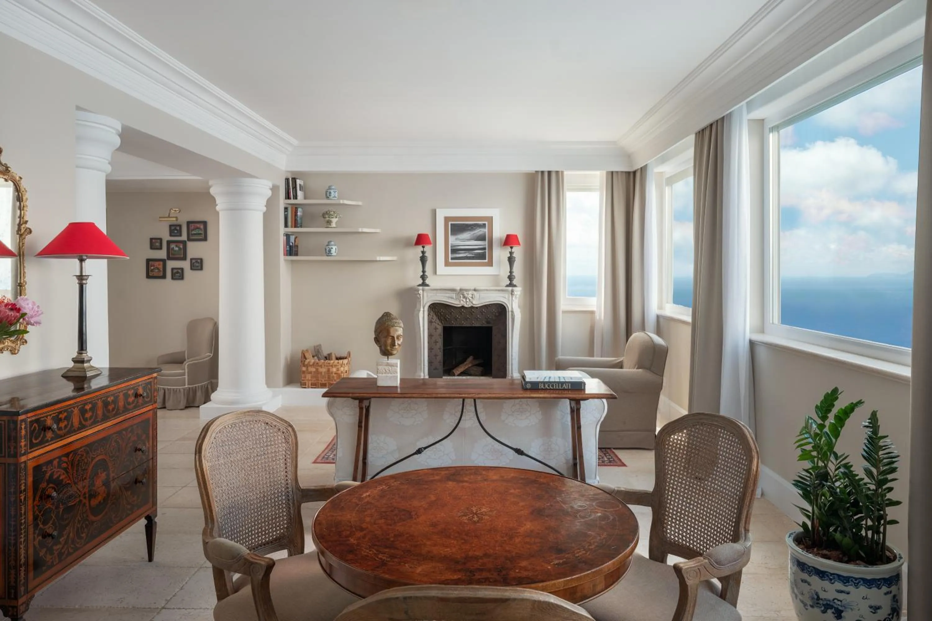 Large Suite with Terrace and Sea View in Hotel Caesar Augustus