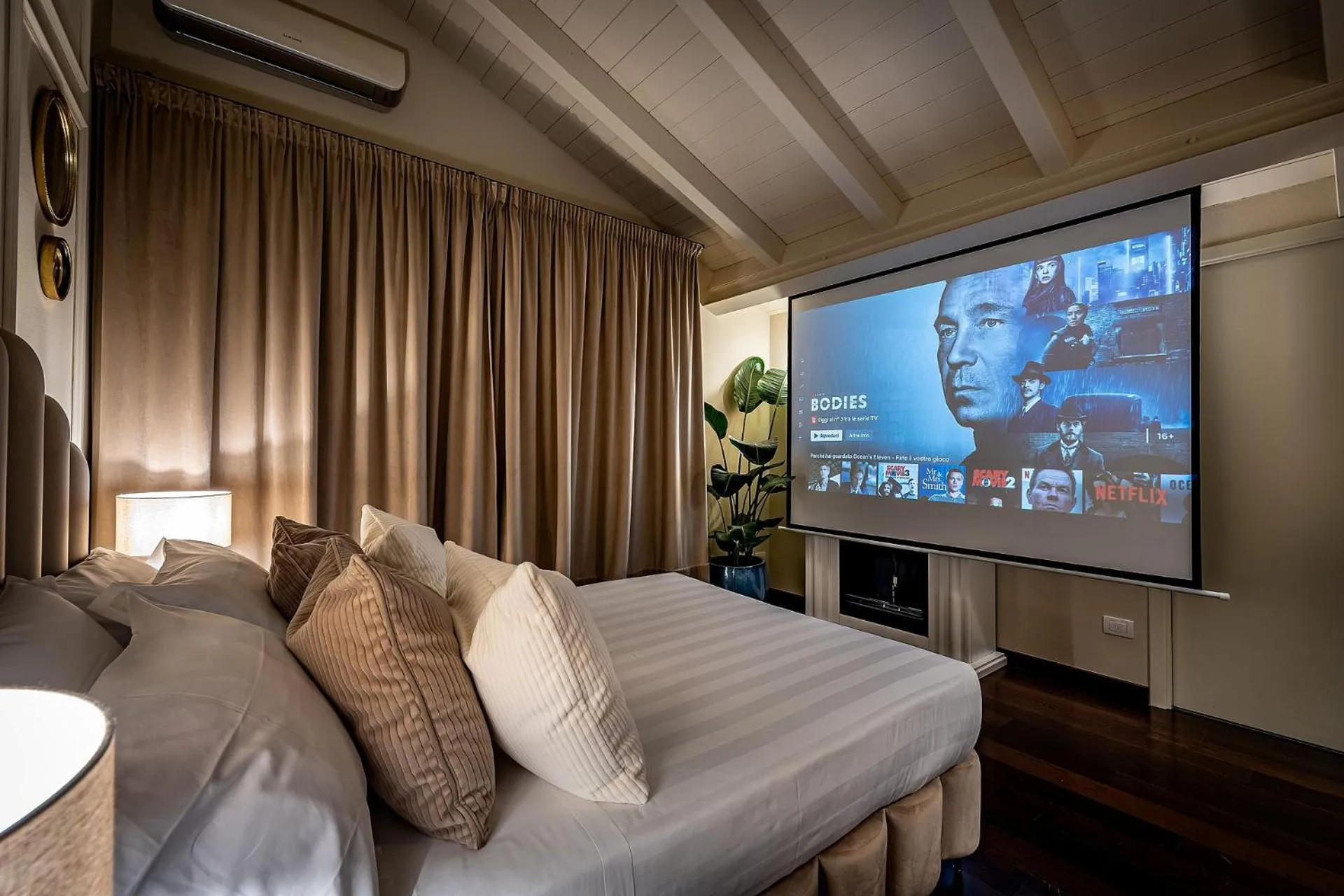 Superior Apartment - Separate Building in Hotel Ungherese Small Luxury Hotel