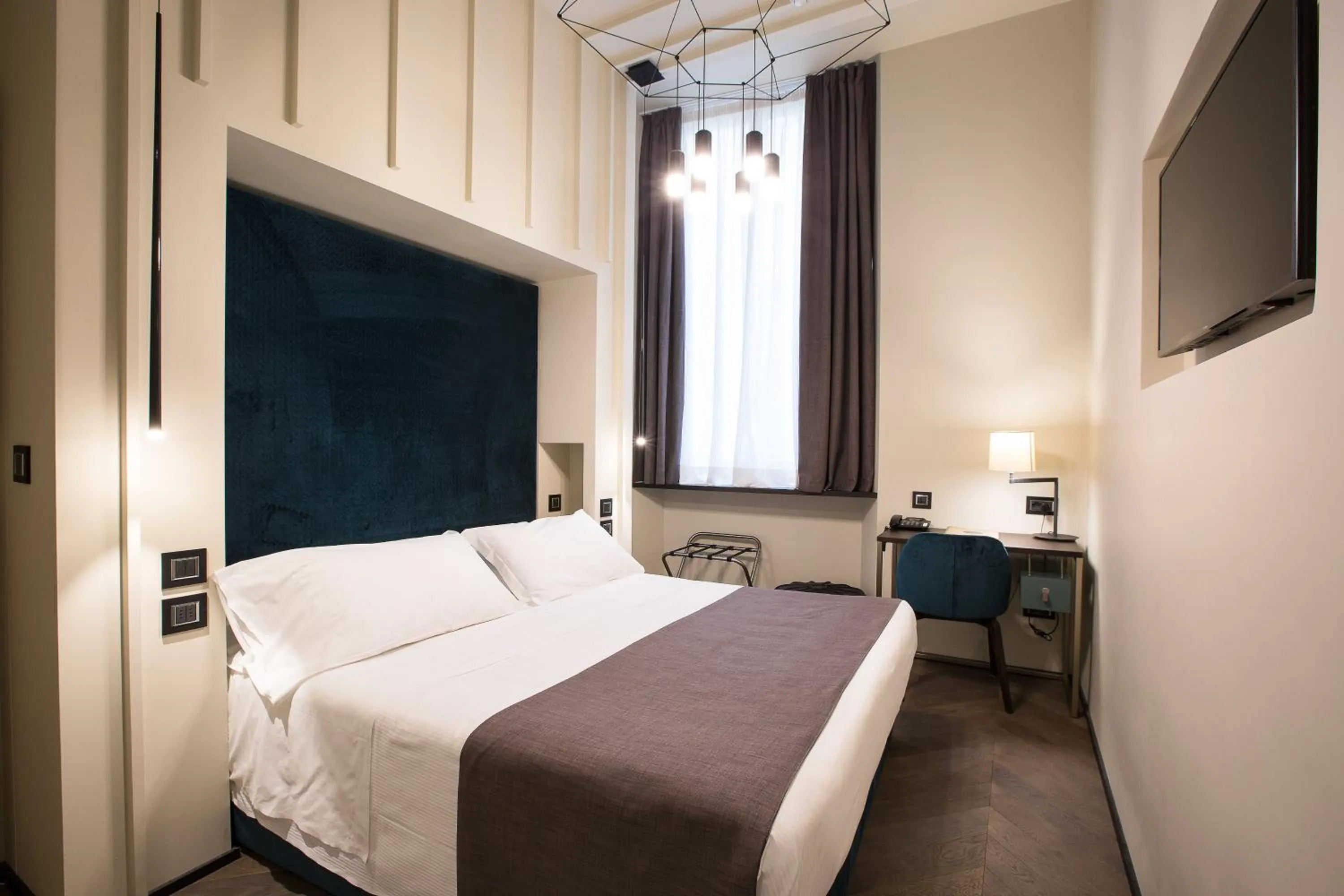 Premium Single Room in Hotel Silla