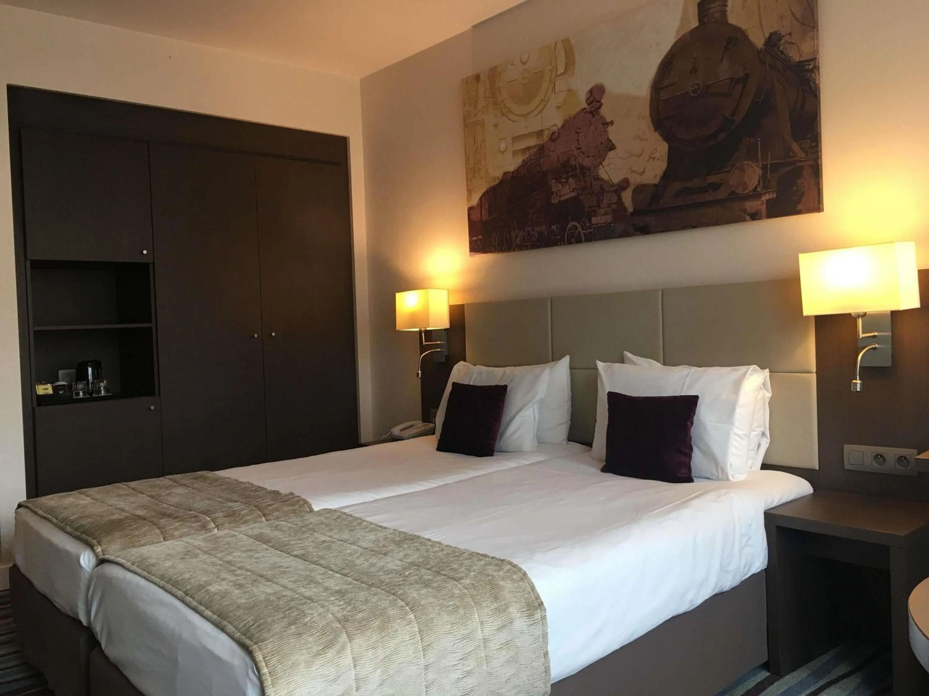 Superior Twin Room - Accessible in Mercure Hotel Brussels Centre Midi