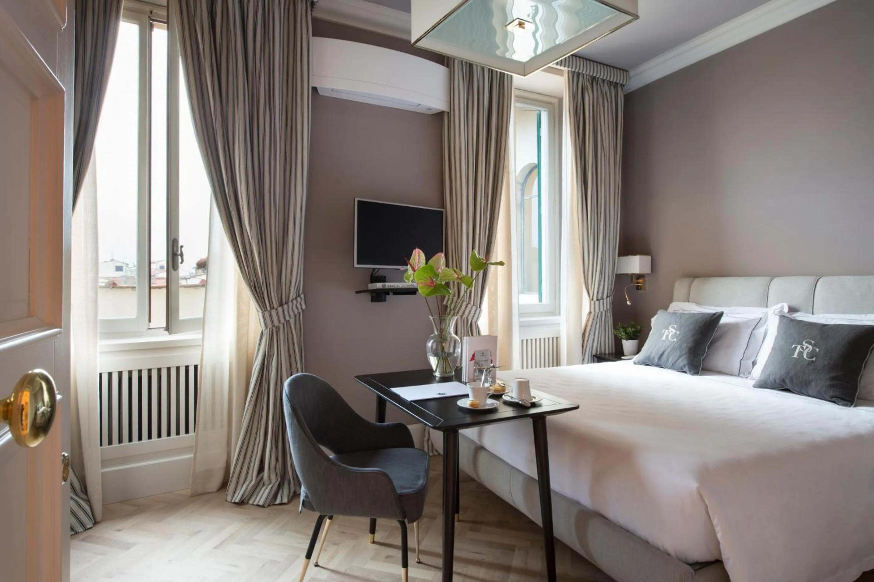Superior Double Room - single occupancy in Tornabuoni Suites Collection Residenza D'Epoca
