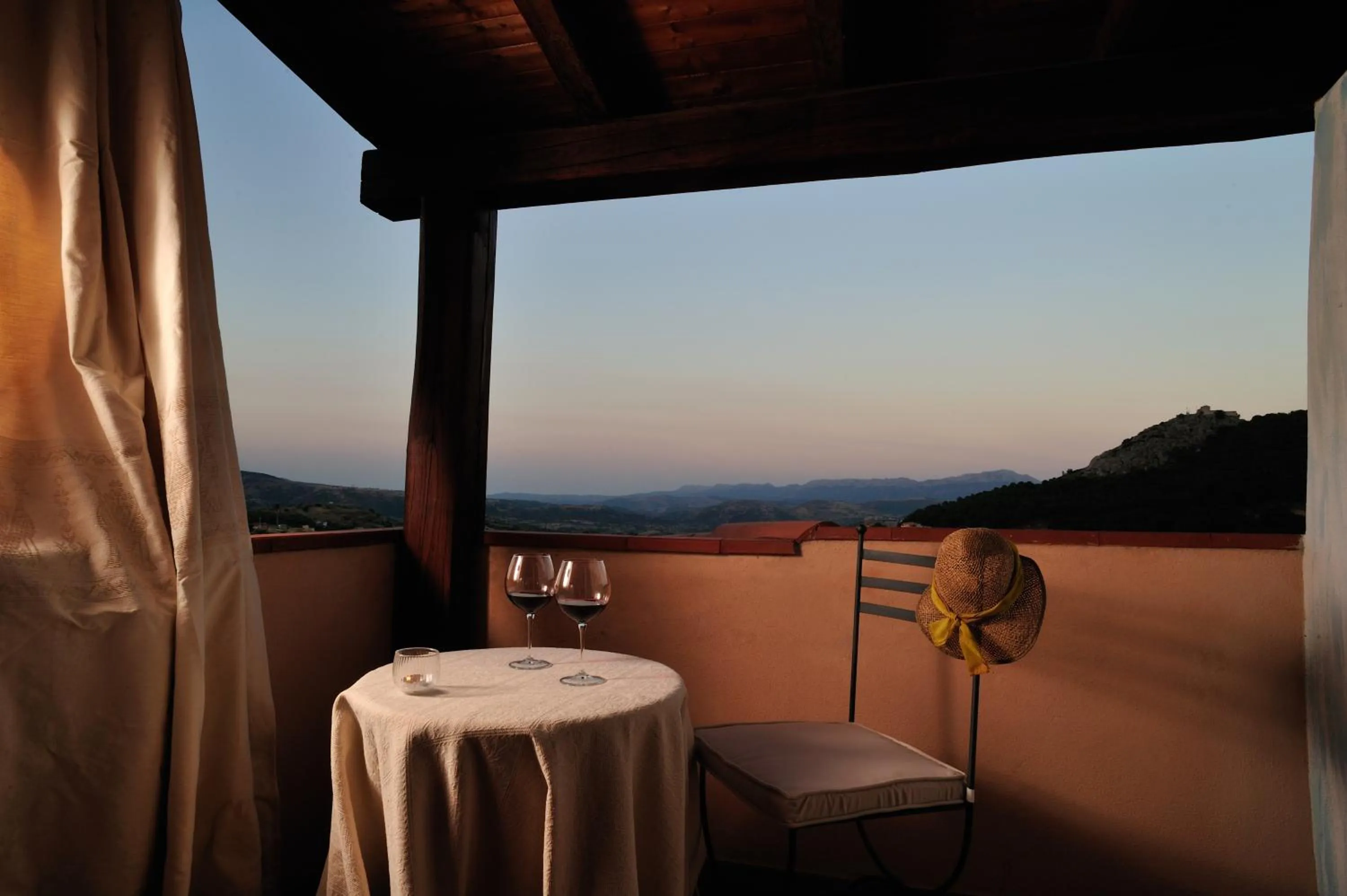 Standard Double Room with View in Hotel Su Lithu