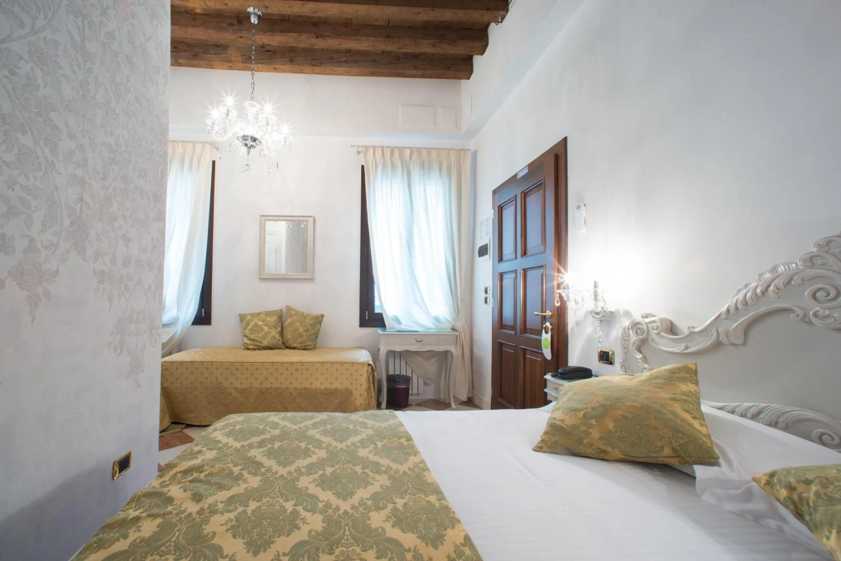 Standard Double Room in Villa Gasparini