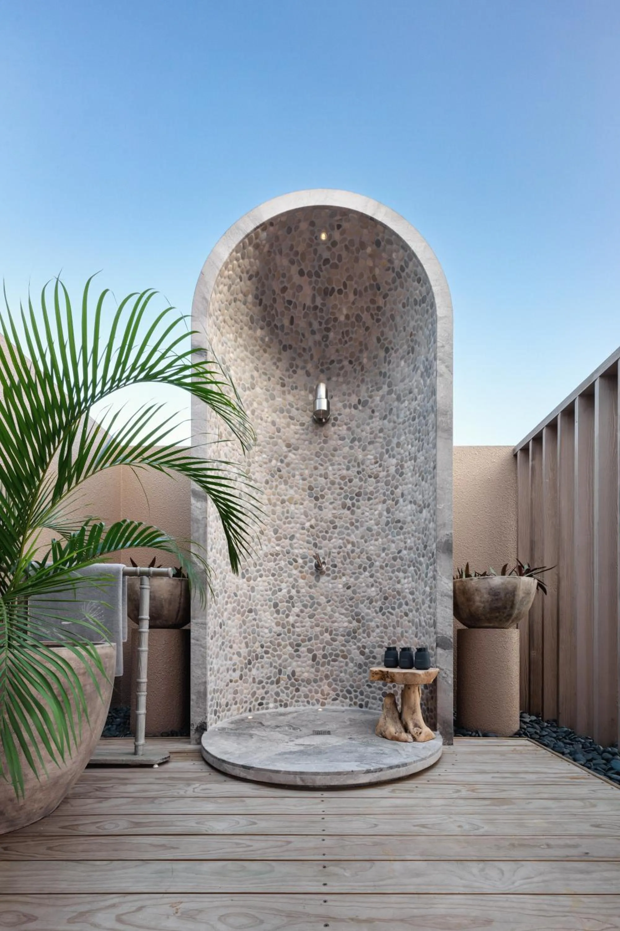 Ocean Pool Villa in JOALI BEING