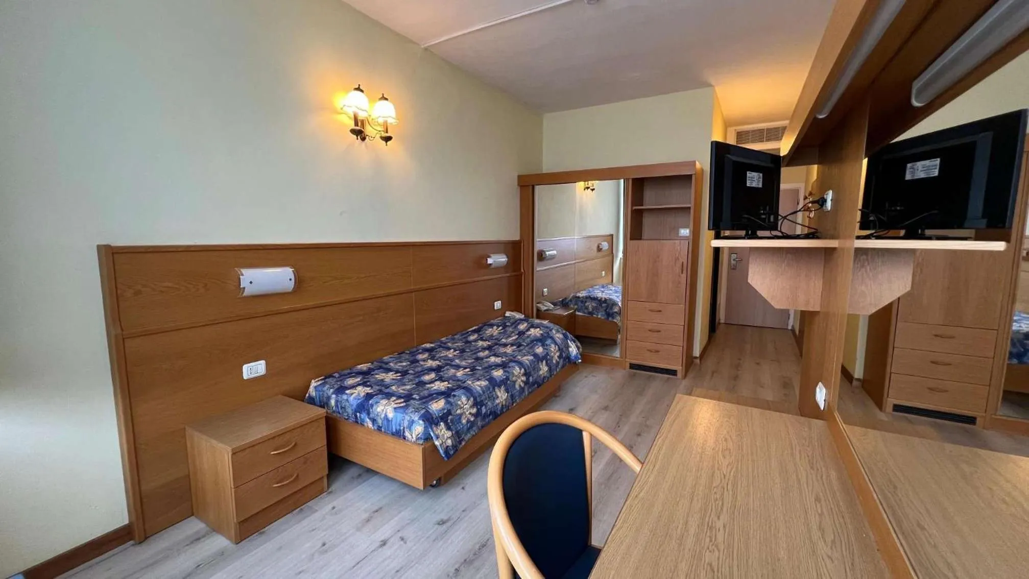 Standard Single Room - single occupancy in Centro Vacanze La Limonaia