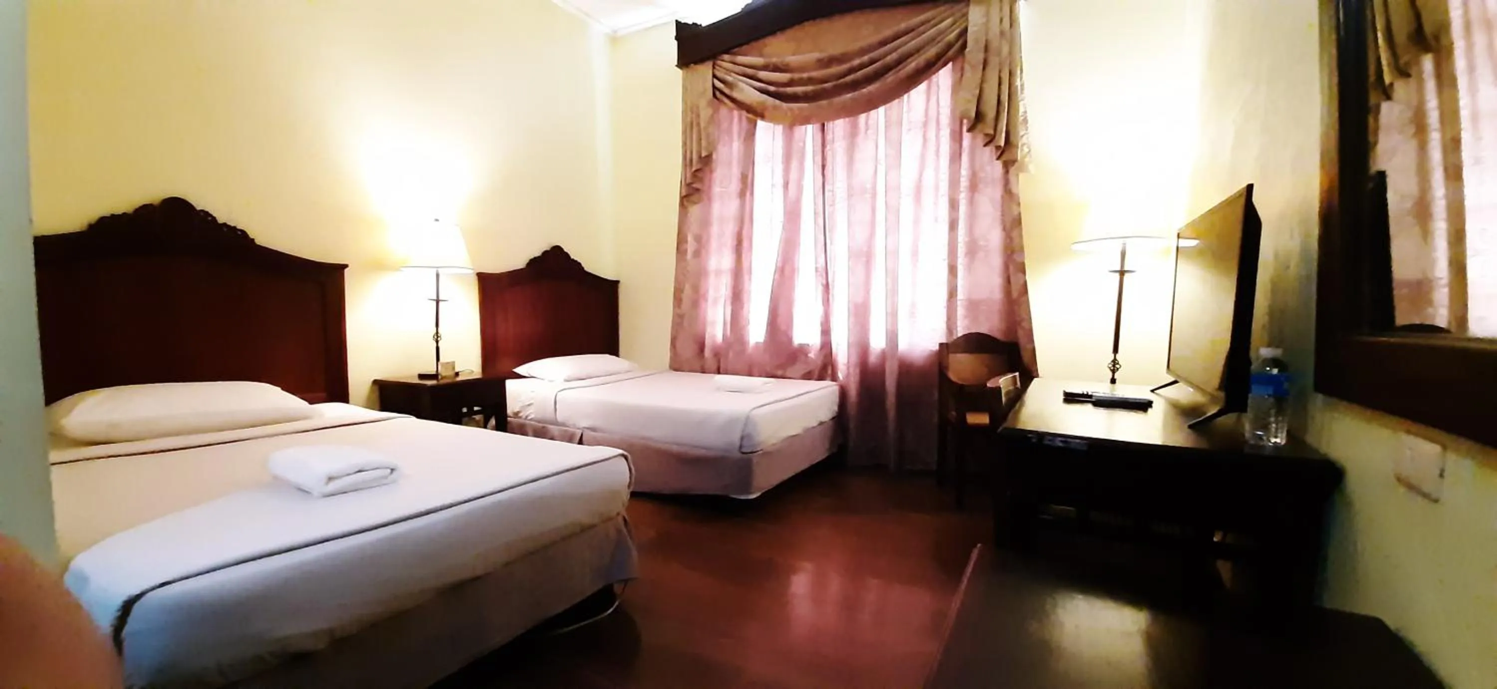 Deluxe Room in Hotel Salcedo De Vigan